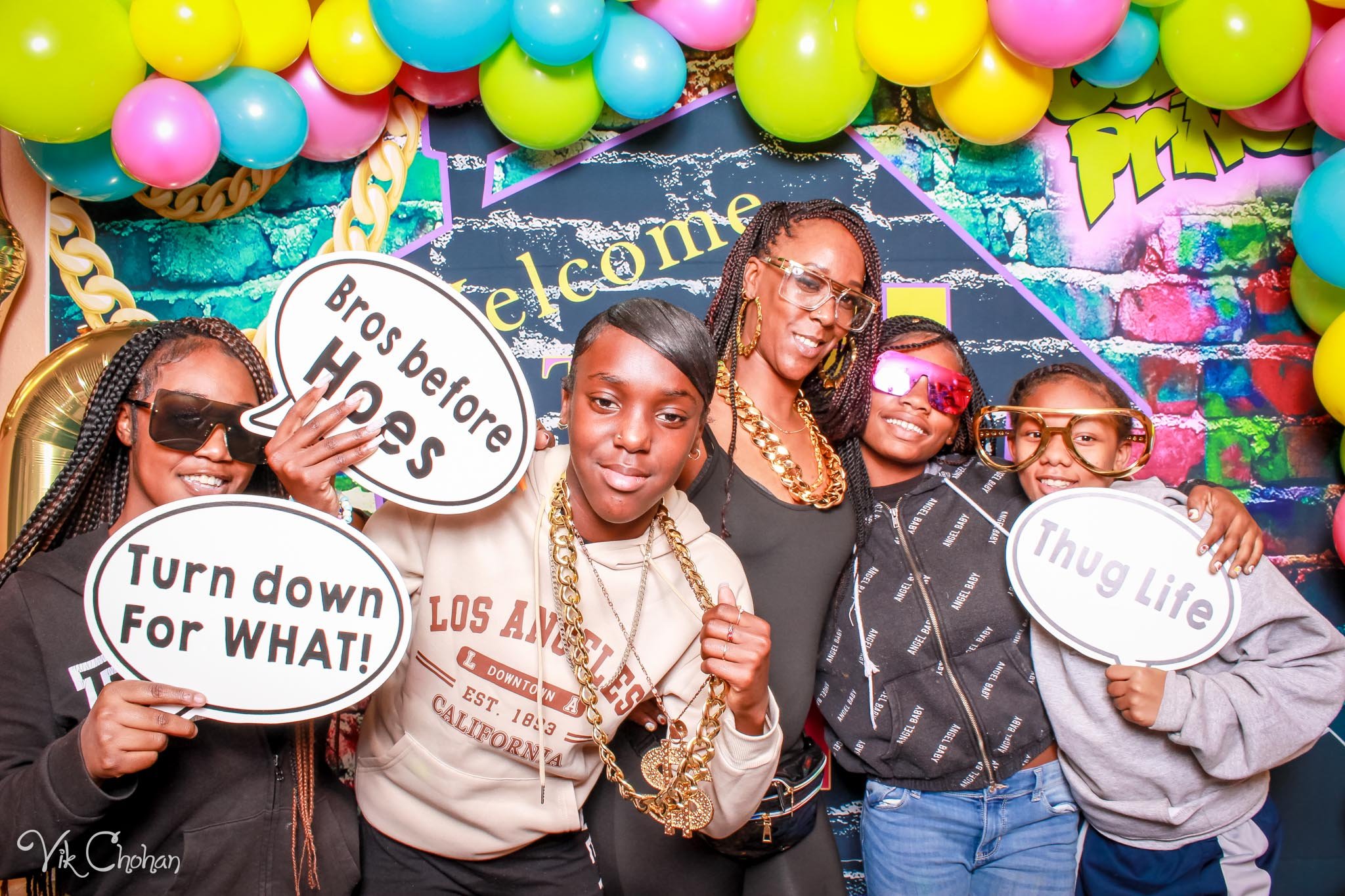 2022-11-26-Fabreonne-40-and-Fabulous-Birthday-House-Party-Photo-Booth-Vik-Chohan-Photography-Photo-Booth-Social-Media-VCP-011.jpg