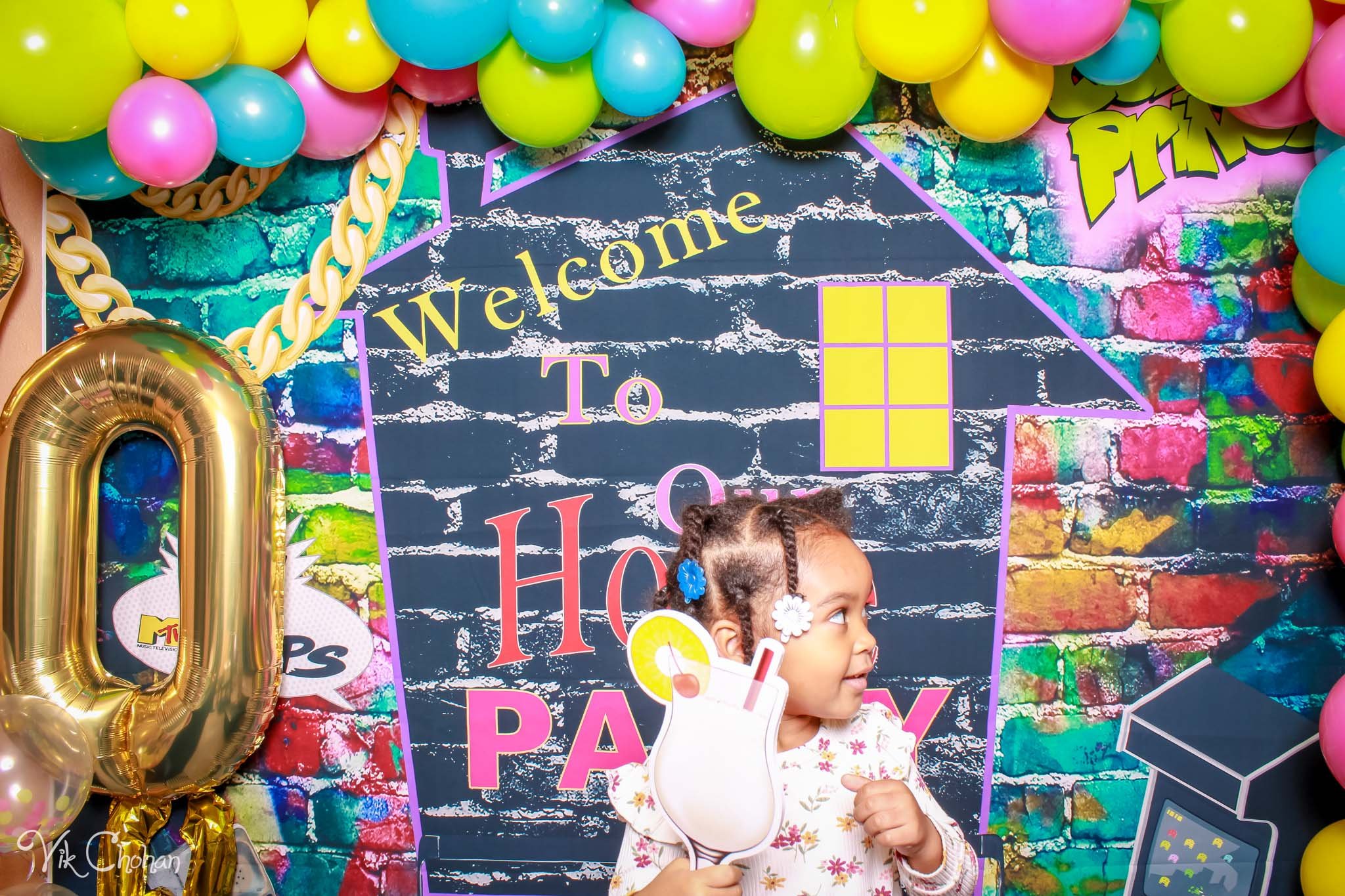 2022-11-26-Fabreonne-40-and-Fabulous-Birthday-House-Party-Photo-Booth-Vik-Chohan-Photography-Photo-Booth-Social-Media-VCP-038.jpg