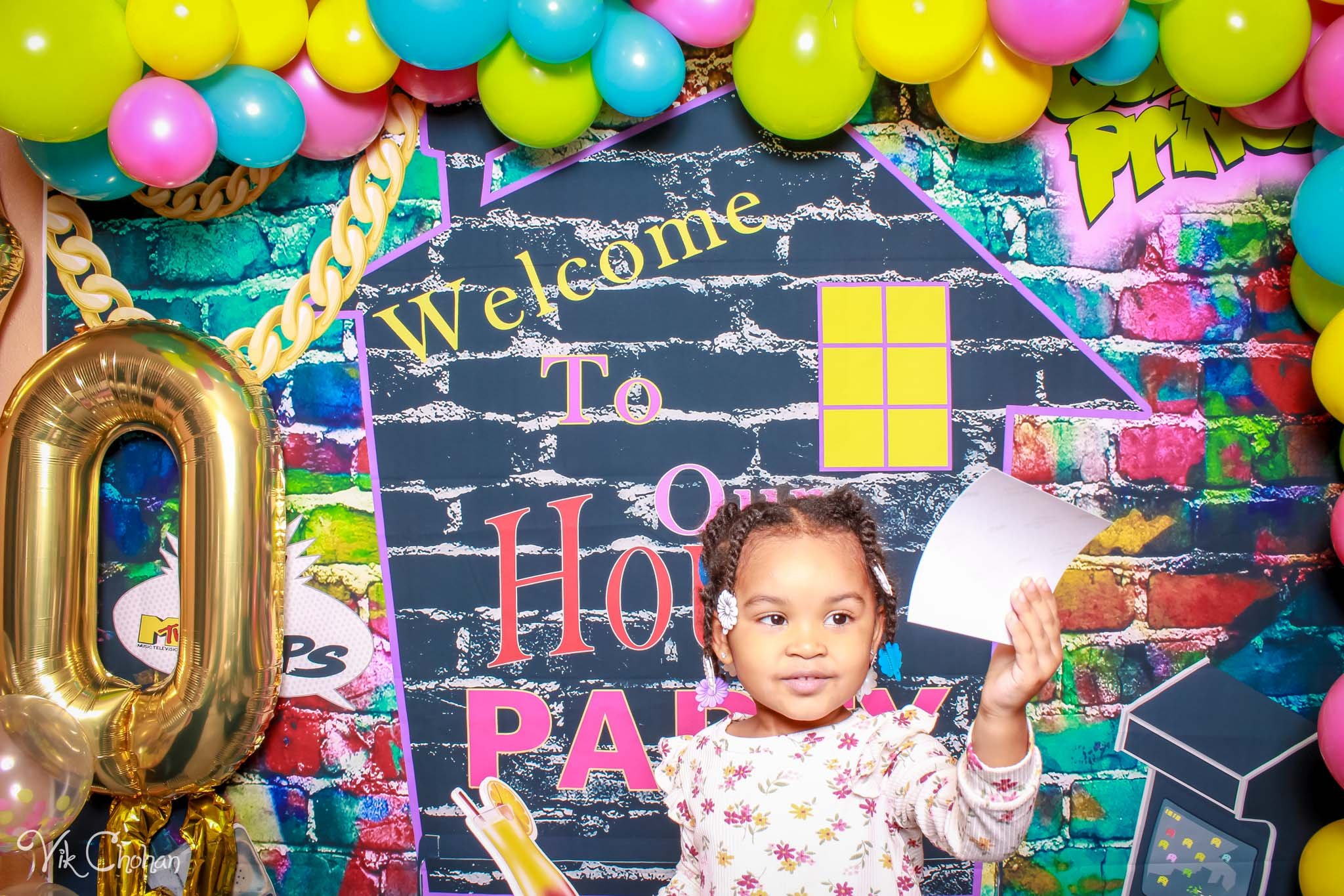 2022-11-26-Fabreonne-40-and-Fabulous-Birthday-House-Party-Photo-Booth-Vik-Chohan-Photography-Photo-Booth-Social-Media-VCP-039.jpg