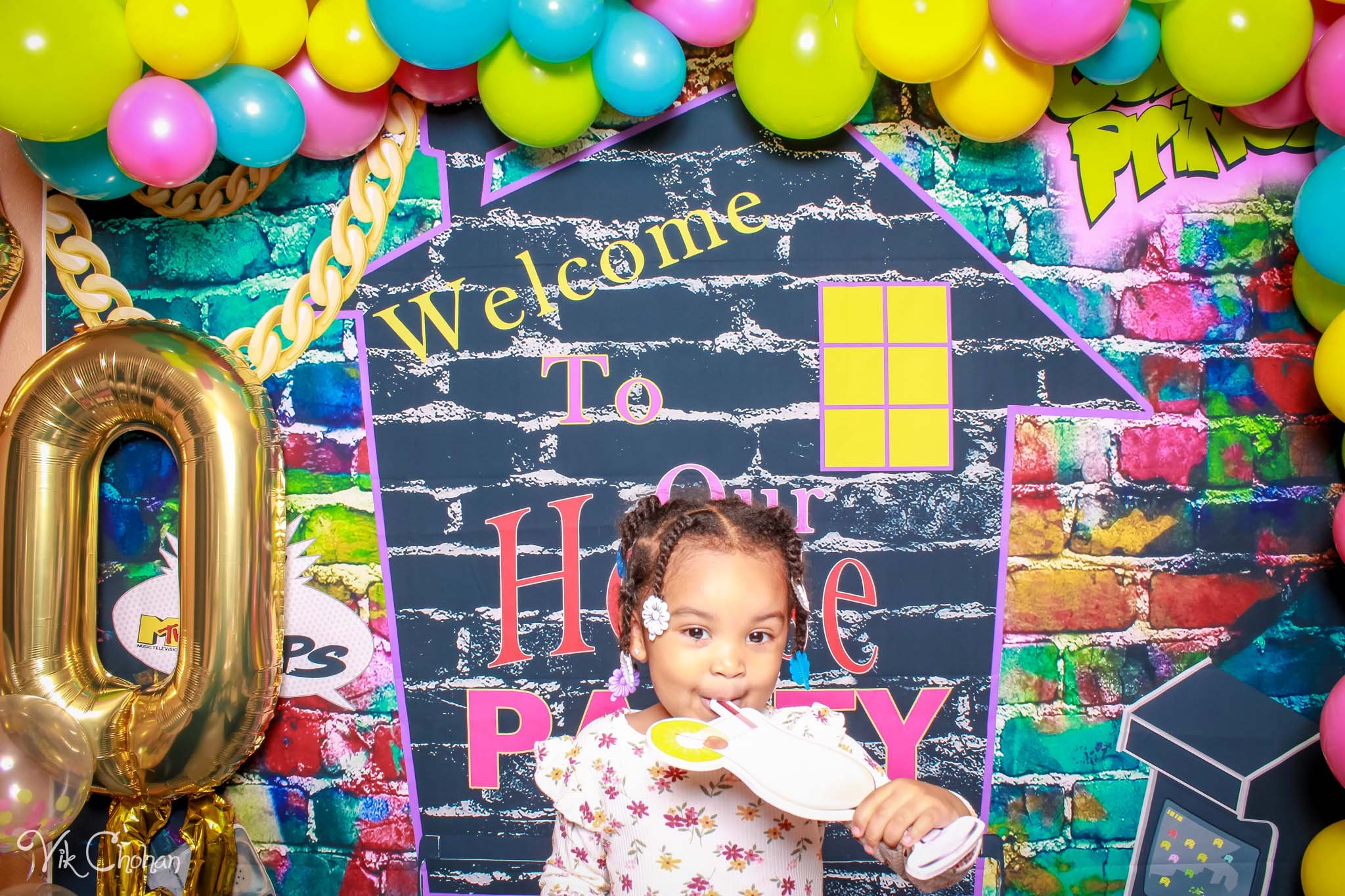 2022-11-26-Fabreonne-40-and-Fabulous-Birthday-House-Party-Photo-Booth-Vik-Chohan-Photography-Photo-Booth-Social-Media-VCP-040.jpg