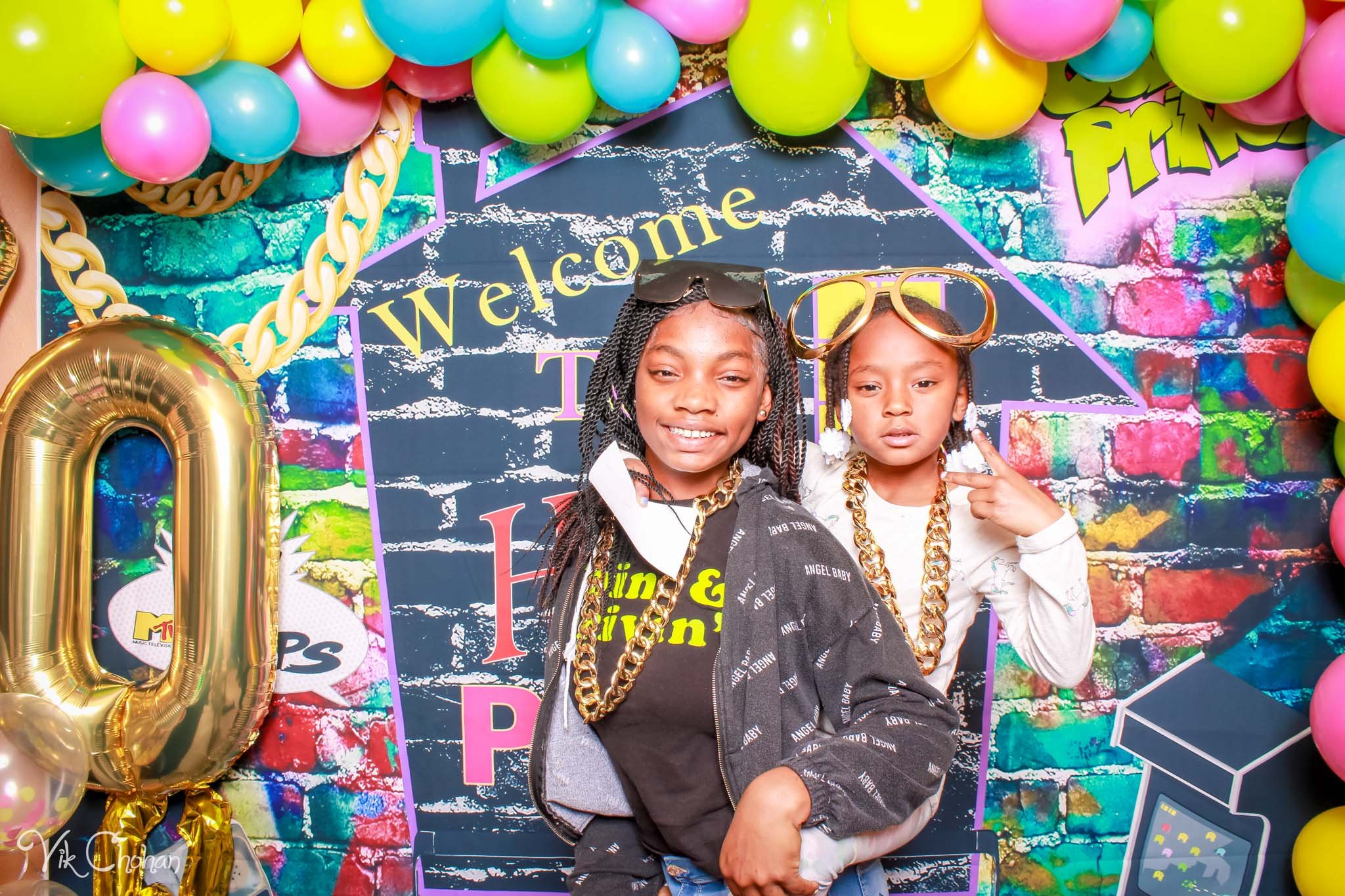 2022-11-26-Fabreonne-40-and-Fabulous-Birthday-House-Party-Photo-Booth-Vik-Chohan-Photography-Photo-Booth-Social-Media-VCP-046.jpg