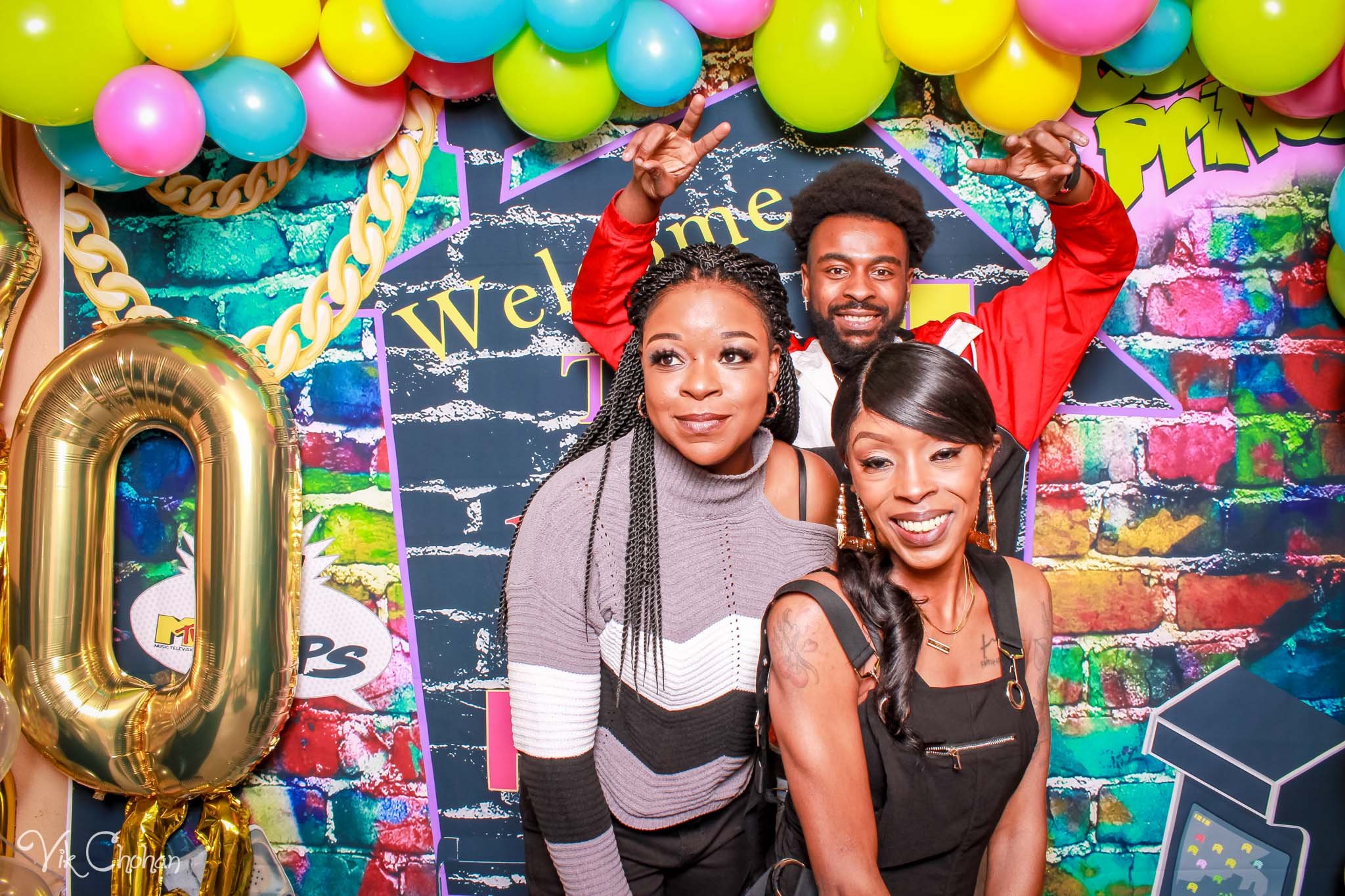 2022-11-26-Fabreonne-40-and-Fabulous-Birthday-House-Party-Photo-Booth-Vik-Chohan-Photography-Photo-Booth-Social-Media-VCP-087.jpg