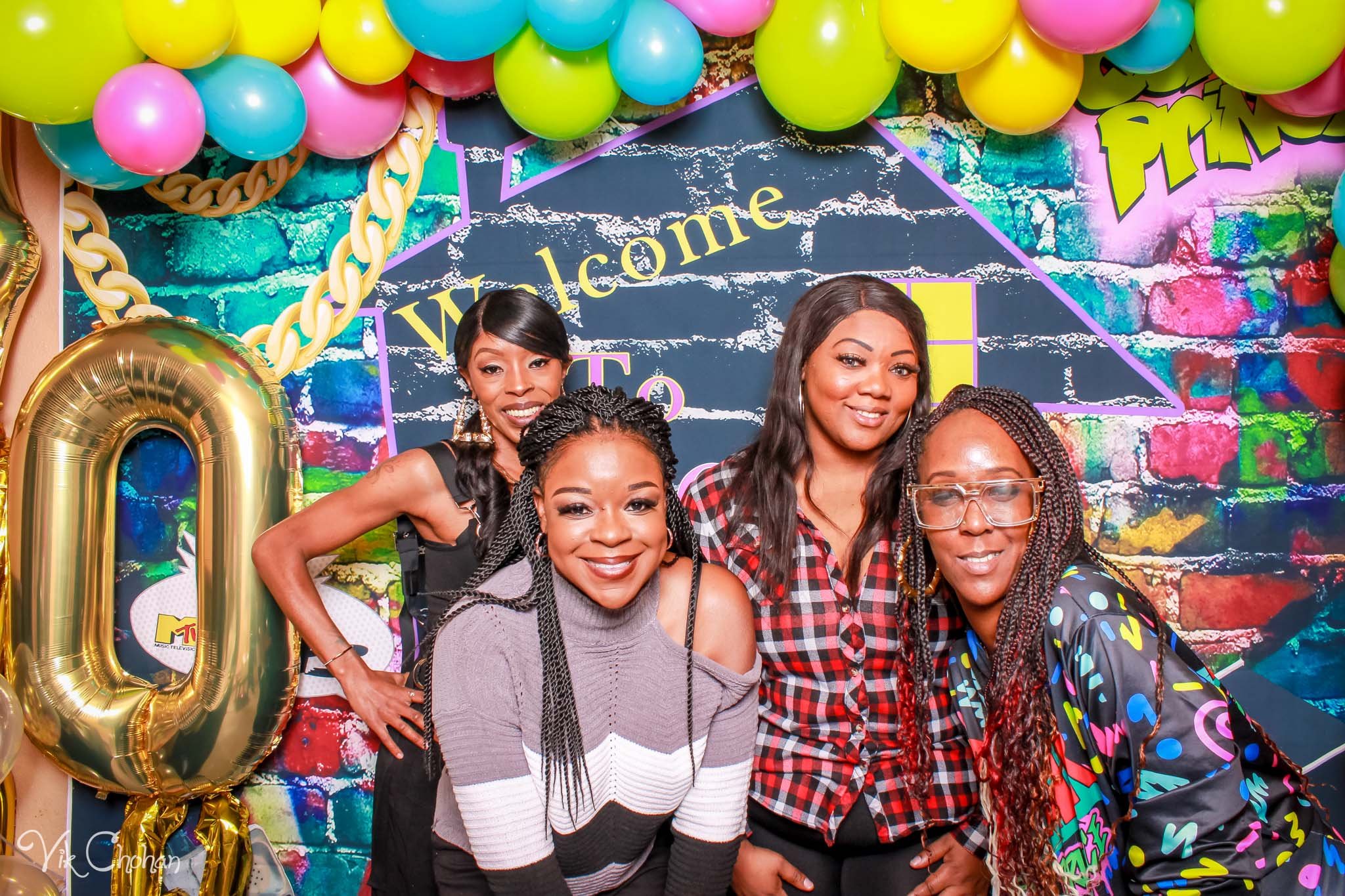 2022-11-26-Fabreonne-40-and-Fabulous-Birthday-House-Party-Photo-Booth-Vik-Chohan-Photography-Photo-Booth-Social-Media-VCP-089.jpg