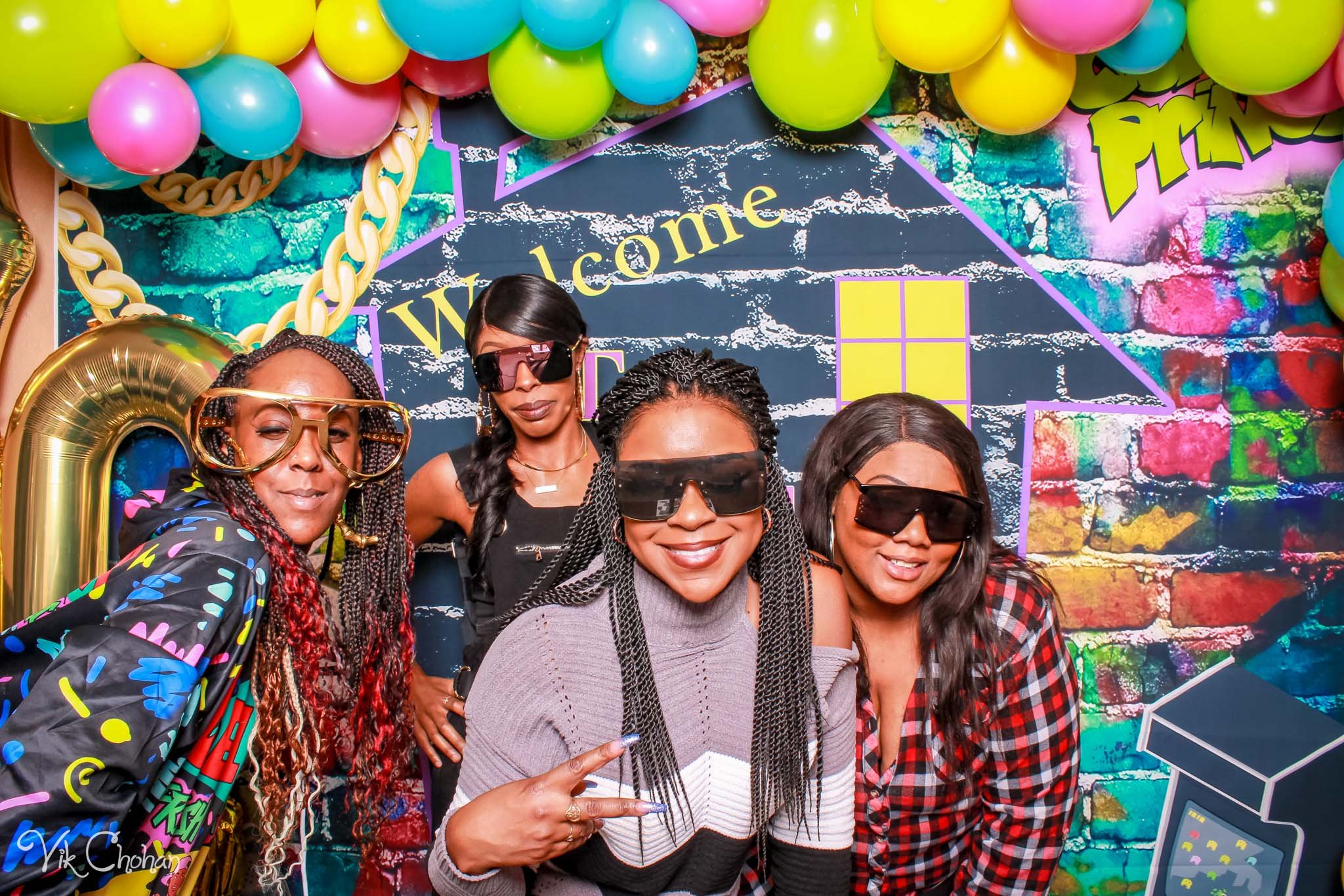 2022-11-26-Fabreonne-40-and-Fabulous-Birthday-House-Party-Photo-Booth-Vik-Chohan-Photography-Photo-Booth-Social-Media-VCP-092.jpg