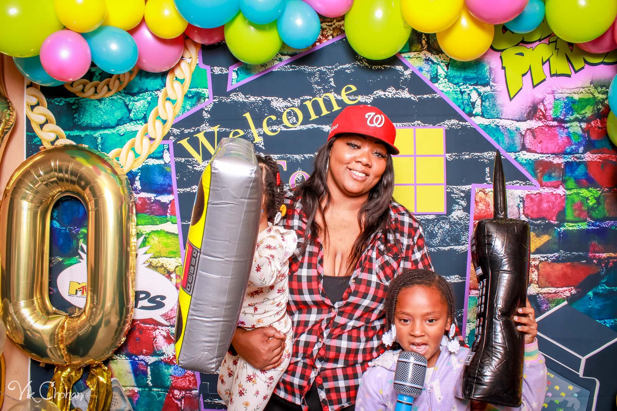 2022-11-26-Fabreonne-40-and-Fabulous-Birthday-House-Party-Photo-Booth-Vik-Chohan-Photography-Photo-Booth-Social-Media-VCP-107.jpg