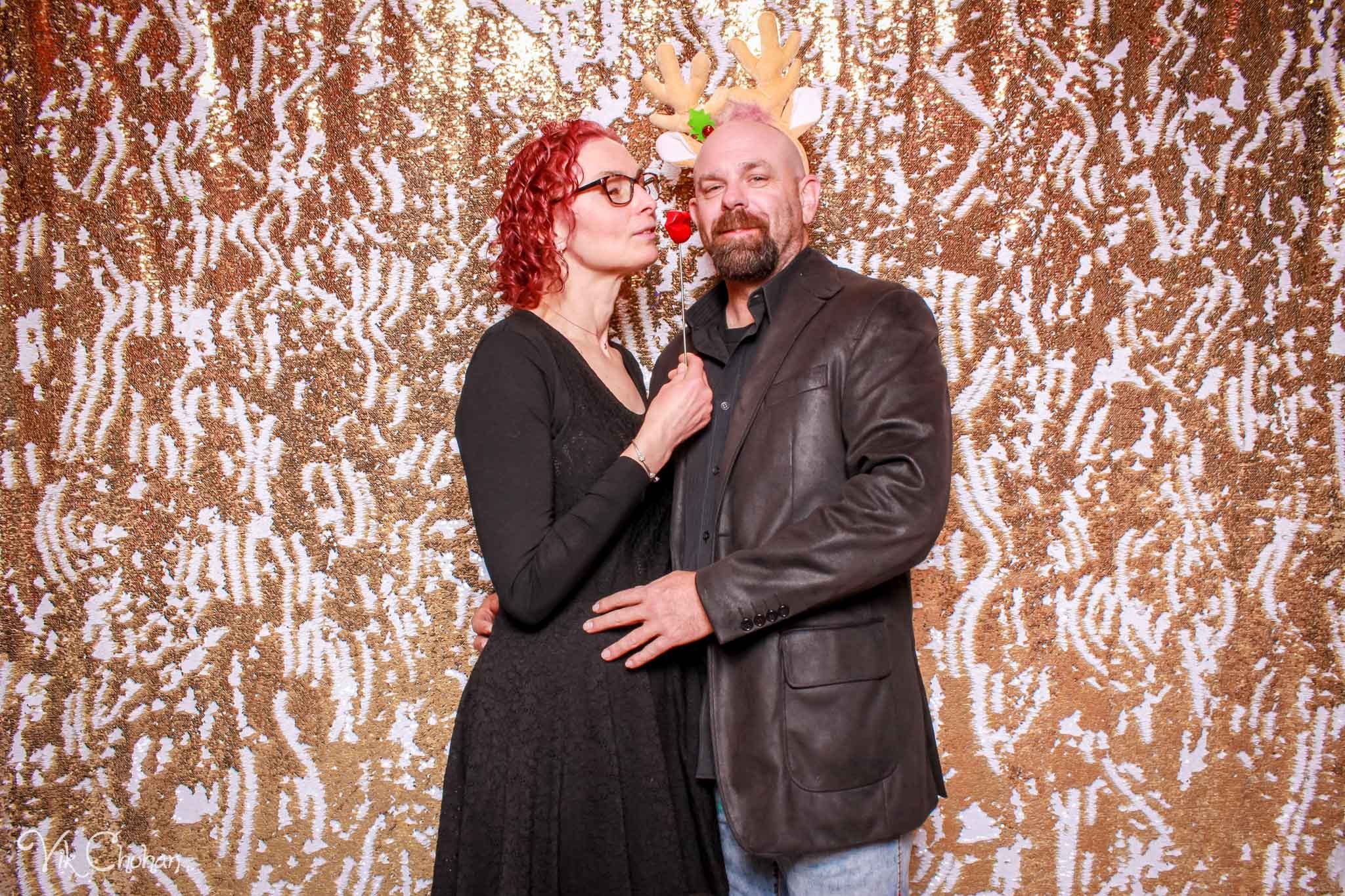 2022-12-10-Southwest-Medical-Surgery-Center-Holiday-Party-2022-Vik-Chohan-Photography-Photo-Booth-Social-Media-VCP-010.jpg