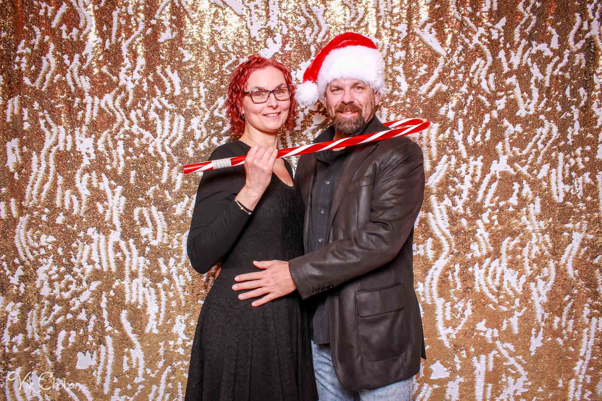 2022-12-10-Southwest-Medical-Surgery-Center-Holiday-Party-2022-Vik-Chohan-Photography-Photo-Booth-Social-Media-VCP-011.jpg