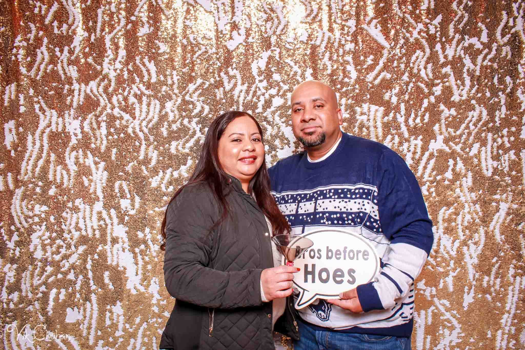 2022-12-10-Southwest-Medical-Surgery-Center-Holiday-Party-2022-Vik-Chohan-Photography-Photo-Booth-Social-Media-VCP-029.jpg