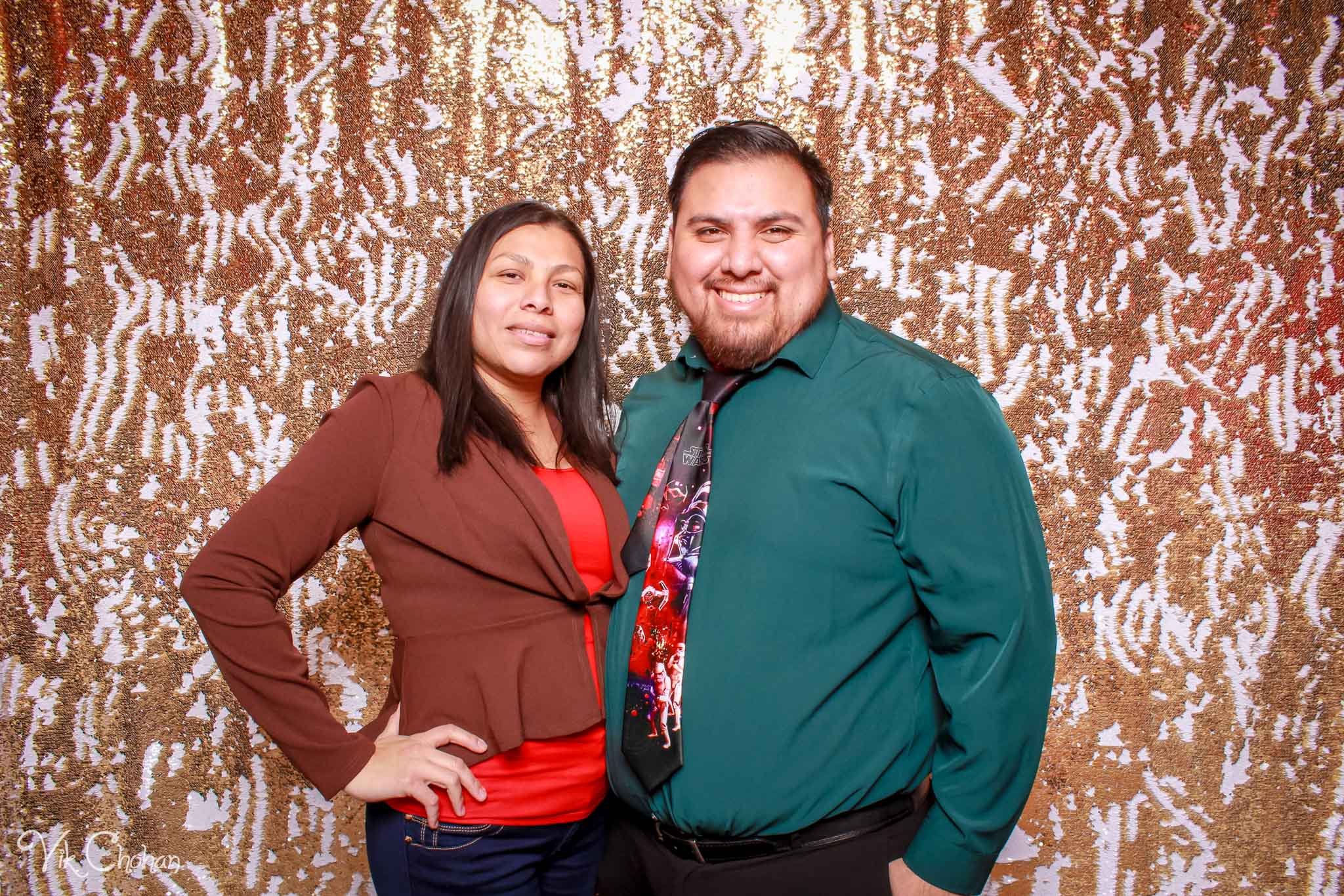 2022-12-10-Southwest-Medical-Surgery-Center-Holiday-Party-2022-Vik-Chohan-Photography-Photo-Booth-Social-Media-VCP-080.jpg