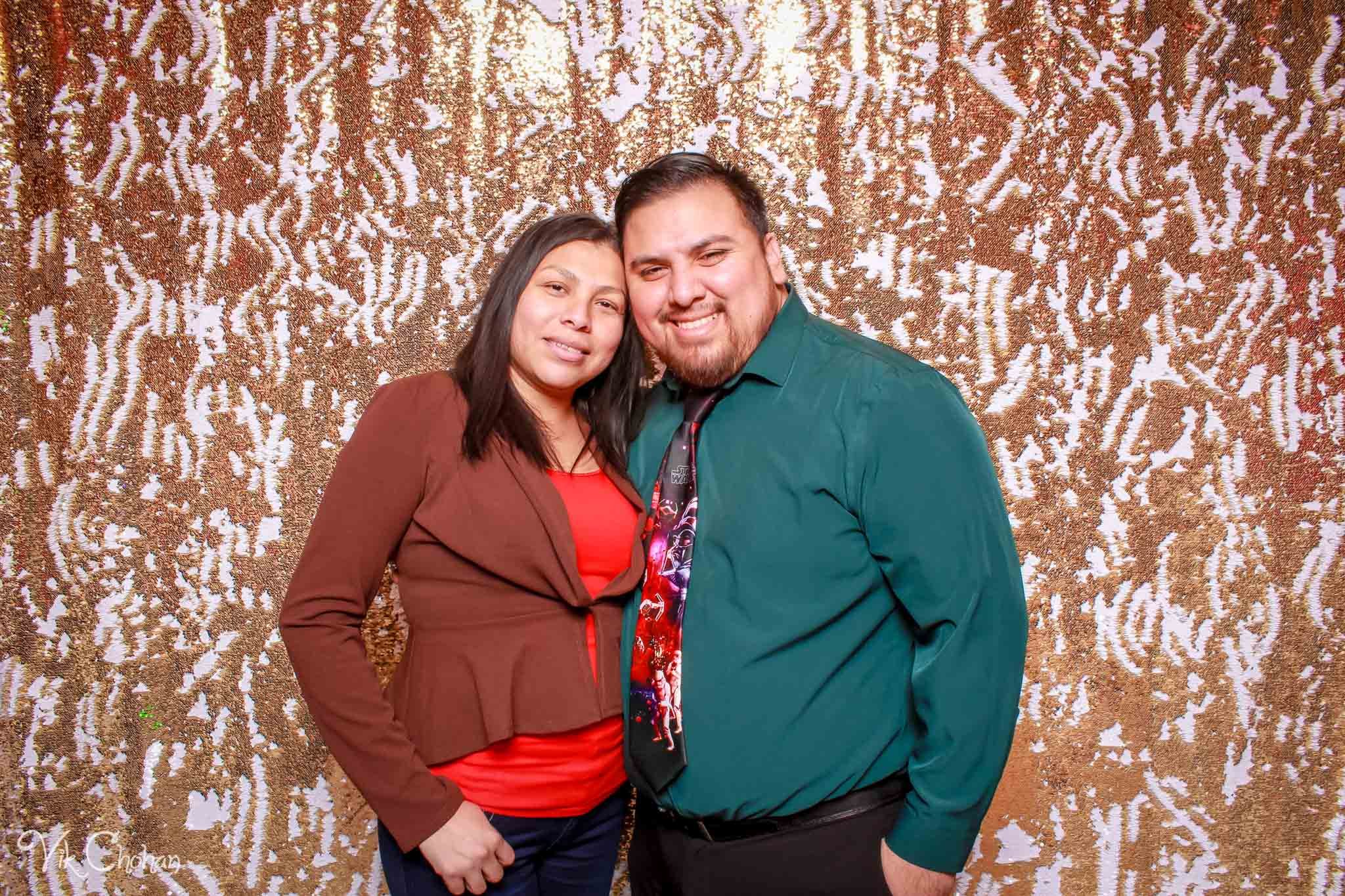 2022-12-10-Southwest-Medical-Surgery-Center-Holiday-Party-2022-Vik-Chohan-Photography-Photo-Booth-Social-Media-VCP-081.jpg