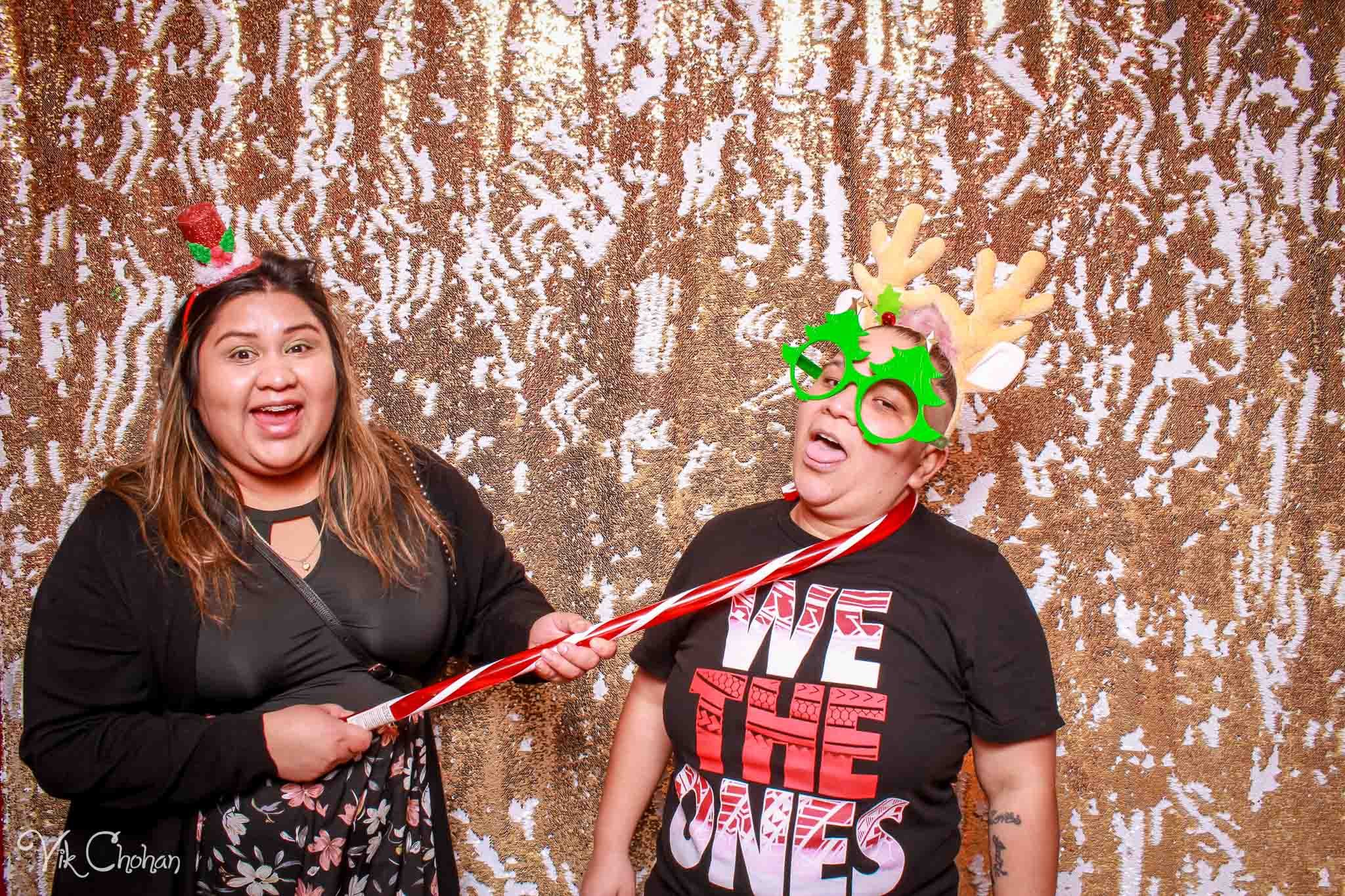 2022-12-10-Southwest-Medical-Surgery-Center-Holiday-Party-2022-Vik-Chohan-Photography-Photo-Booth-Social-Media-VCP-111.jpg