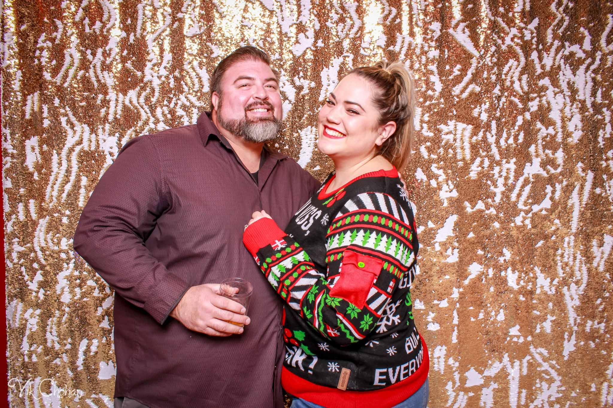 2022-12-10-Southwest-Medical-Surgery-Center-Holiday-Party-2022-Vik-Chohan-Photography-Photo-Booth-Social-Media-VCP-127.jpg