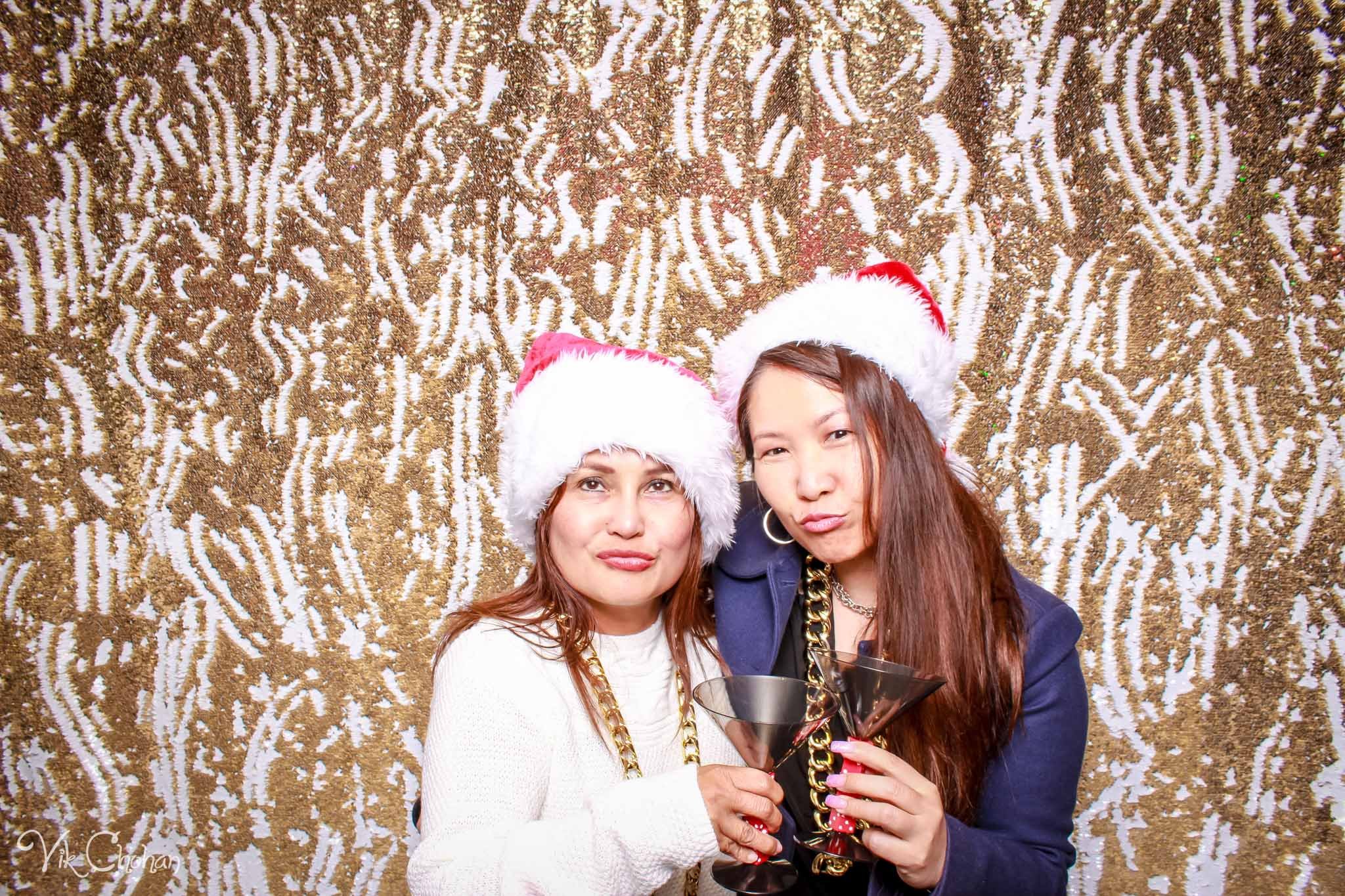 2022-12-15-Divine-Compassion-Hospice-Holiday-Party-Photo-Booth-Vik-Chohan-Photography-Photo-Booth-Social-Media-VCP-030.jpg