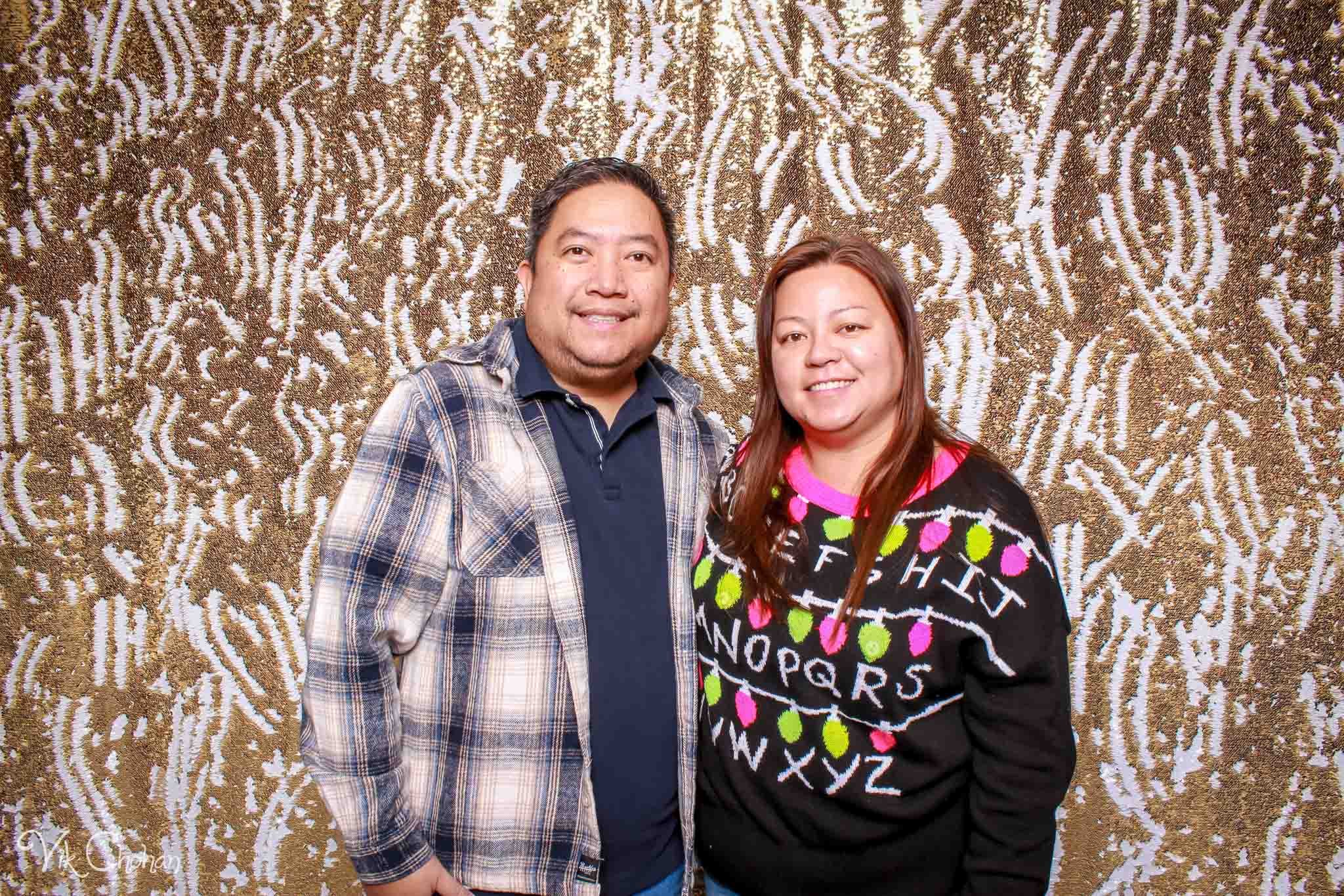 2022-12-15-Divine-Compassion-Hospice-Holiday-Party-Photo-Booth-Vik-Chohan-Photography-Photo-Booth-Social-Media-VCP-033.jpg