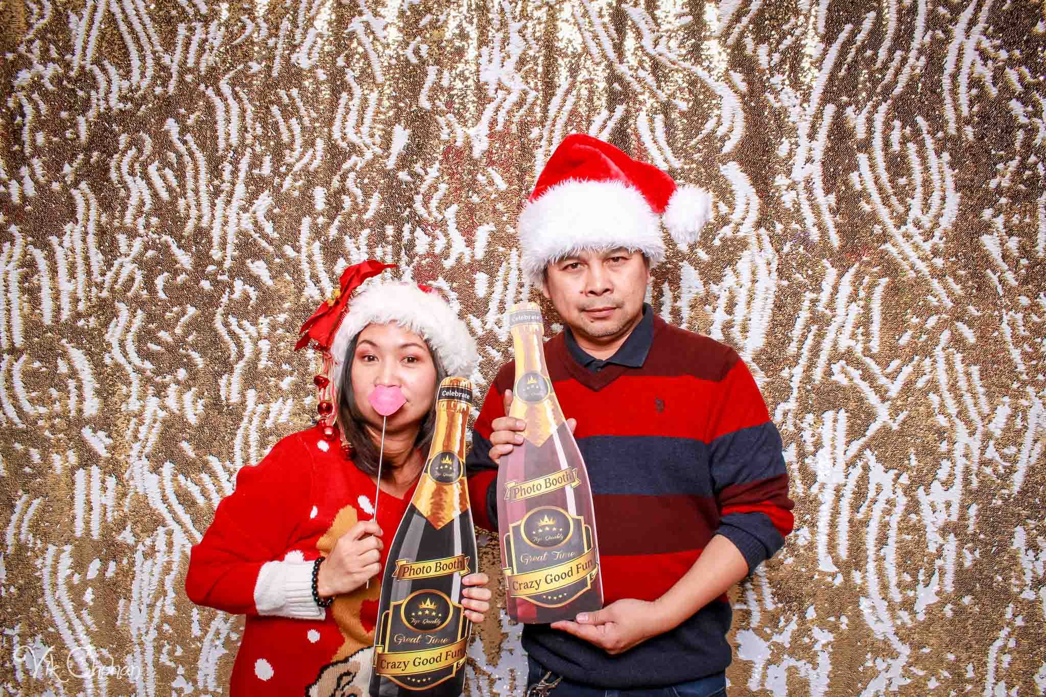2022-12-15-Divine-Compassion-Hospice-Holiday-Party-Photo-Booth-Vik-Chohan-Photography-Photo-Booth-Social-Media-VCP-036.jpg