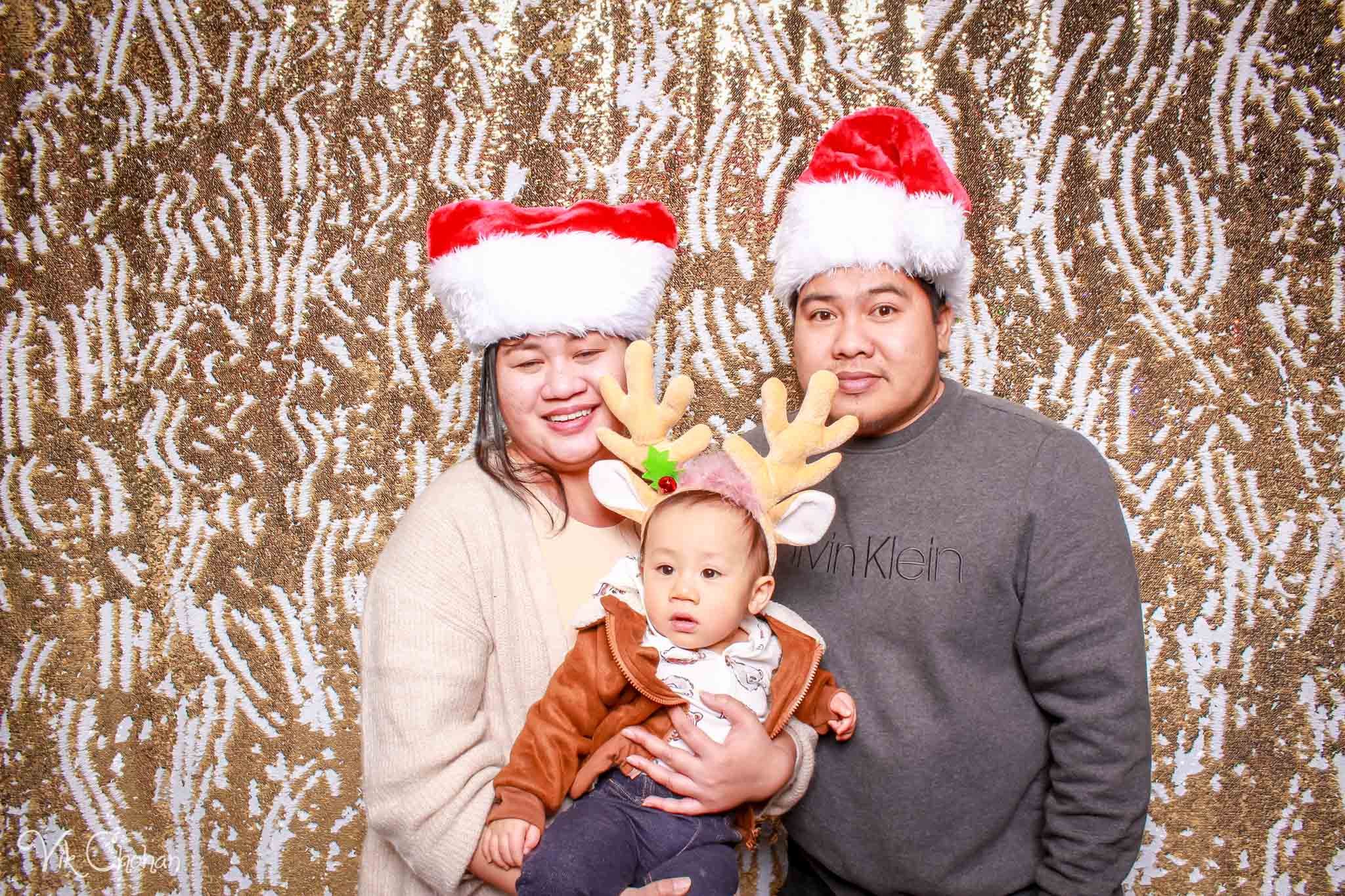 2022-12-15-Divine-Compassion-Hospice-Holiday-Party-Photo-Booth-Vik-Chohan-Photography-Photo-Booth-Social-Media-VCP-037.jpg