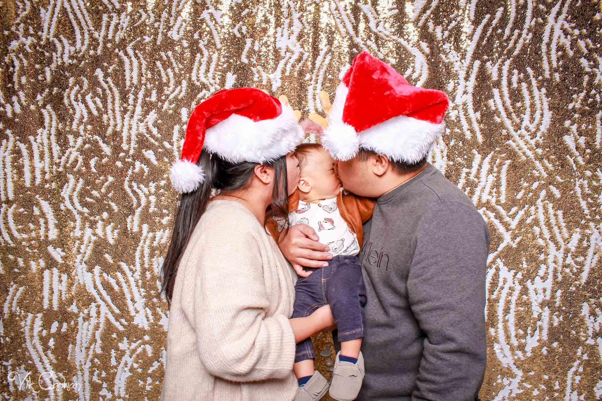 2022-12-15-Divine-Compassion-Hospice-Holiday-Party-Photo-Booth-Vik-Chohan-Photography-Photo-Booth-Social-Media-VCP-039.jpg