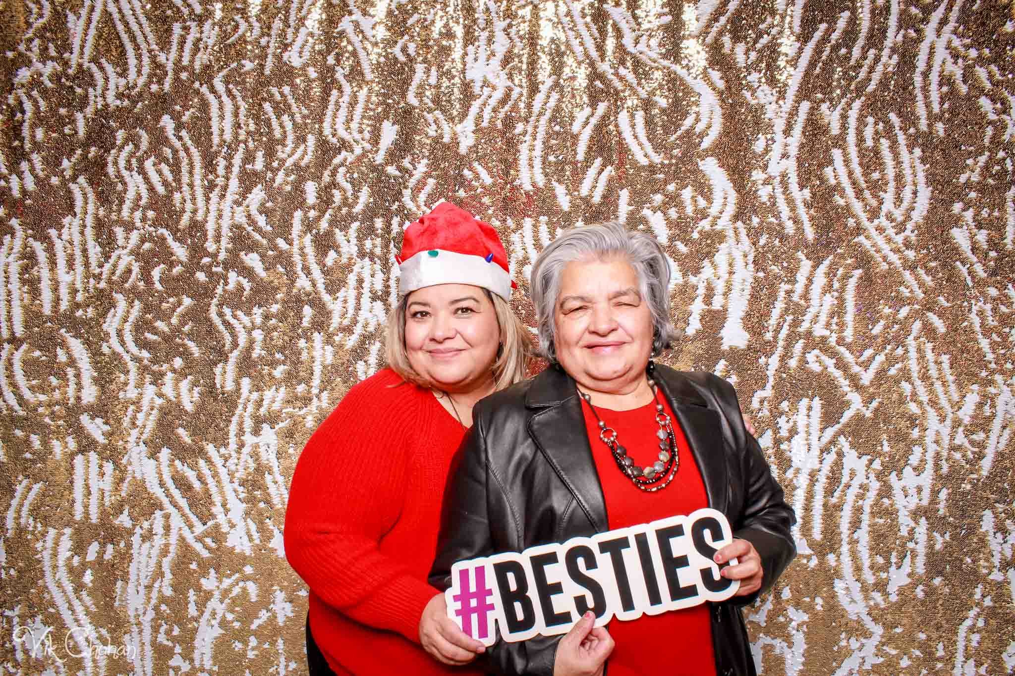 2022-12-15-Divine-Compassion-Hospice-Holiday-Party-Photo-Booth-Vik-Chohan-Photography-Photo-Booth-Social-Media-VCP-069.jpg