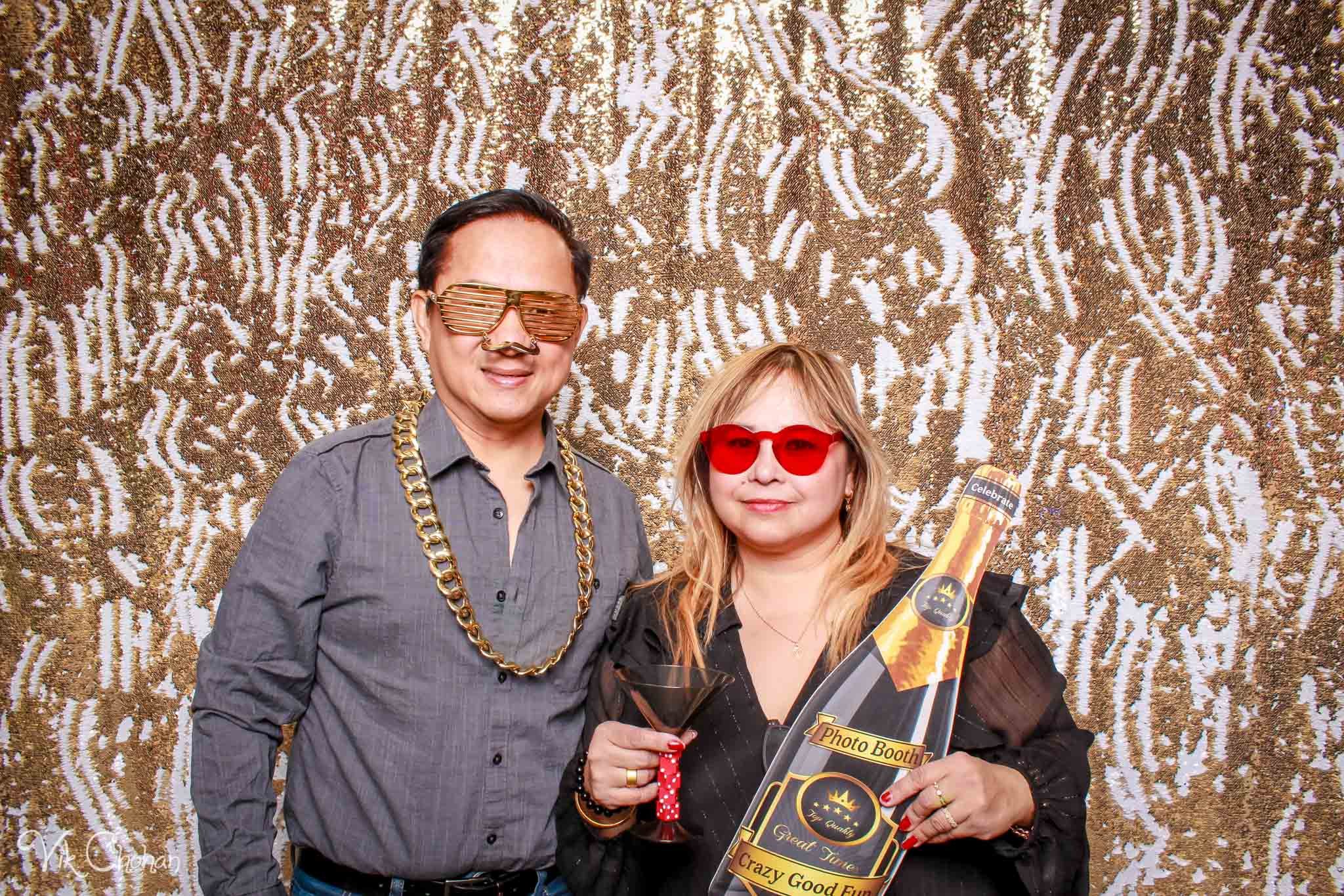 2022-12-15-Divine-Compassion-Hospice-Holiday-Party-Photo-Booth-Vik-Chohan-Photography-Photo-Booth-Social-Media-VCP-074.jpg