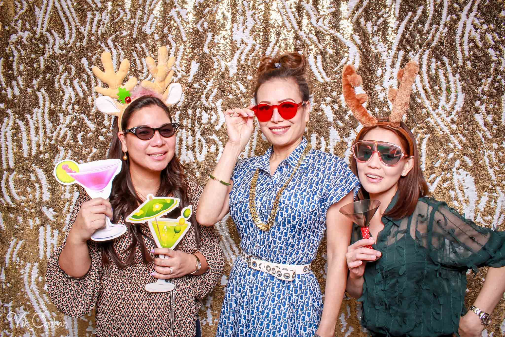 2022-12-15-Divine-Compassion-Hospice-Holiday-Party-Photo-Booth-Vik-Chohan-Photography-Photo-Booth-Social-Media-VCP-104.jpg