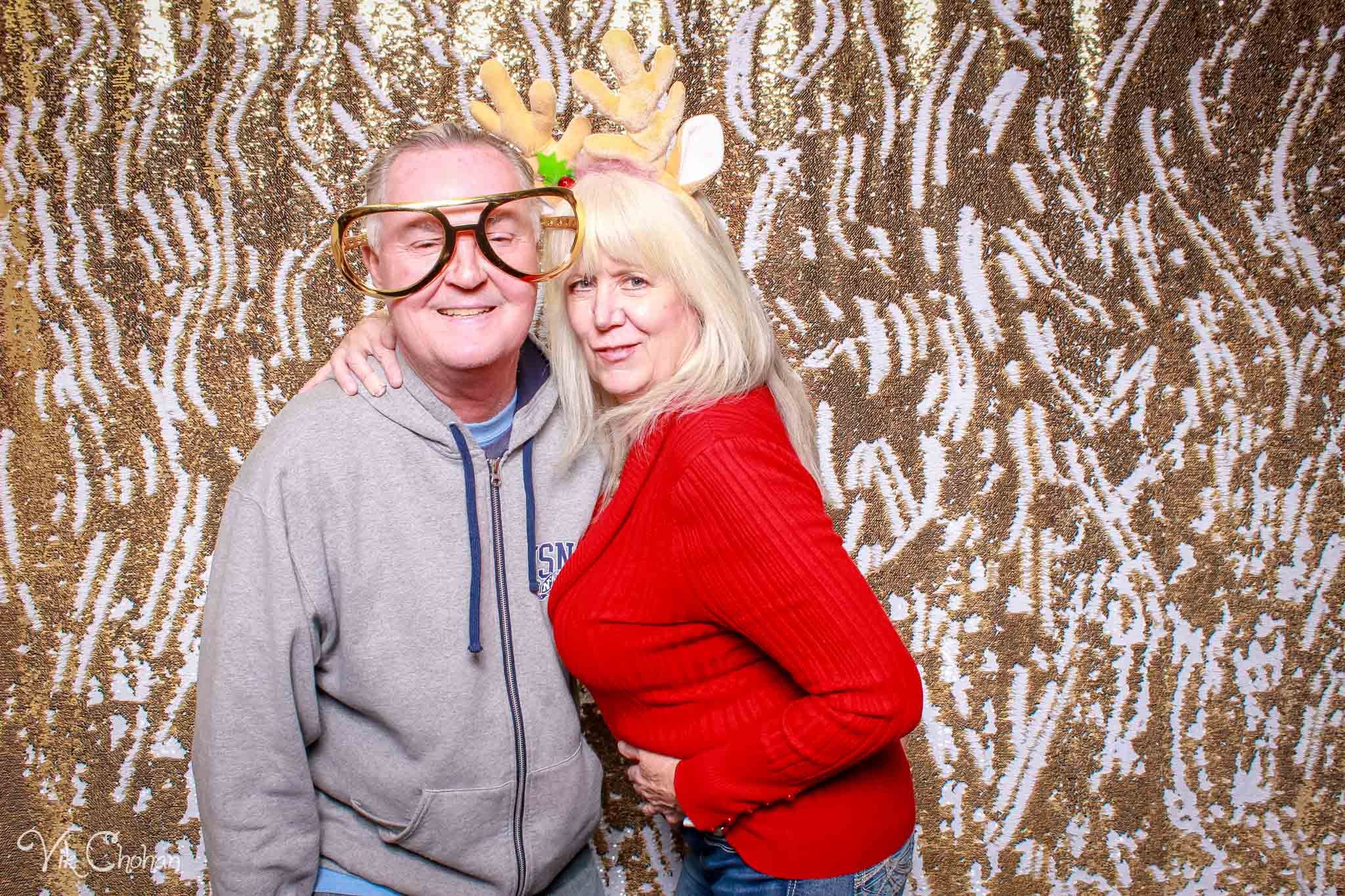 2022-12-16-Stacys-50th-Birthday-Bash-Photo-Booth-Vik-Chohan-Photography-Photo-Booth-Social-Media-VCP-026.jpg