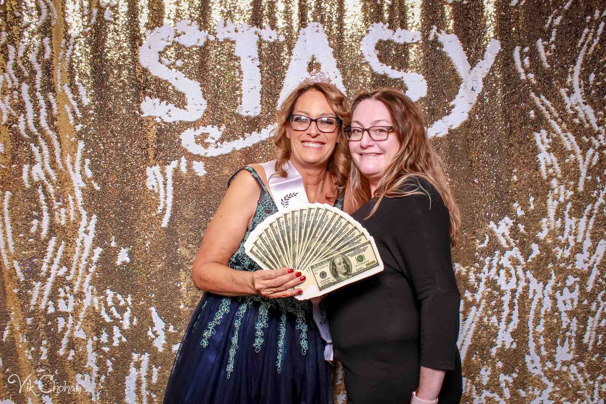 2022-12-16-Stacys-50th-Birthday-Bash-Photo-Booth-Vik-Chohan-Photography-Photo-Booth-Social-Media-VCP-050.jpg