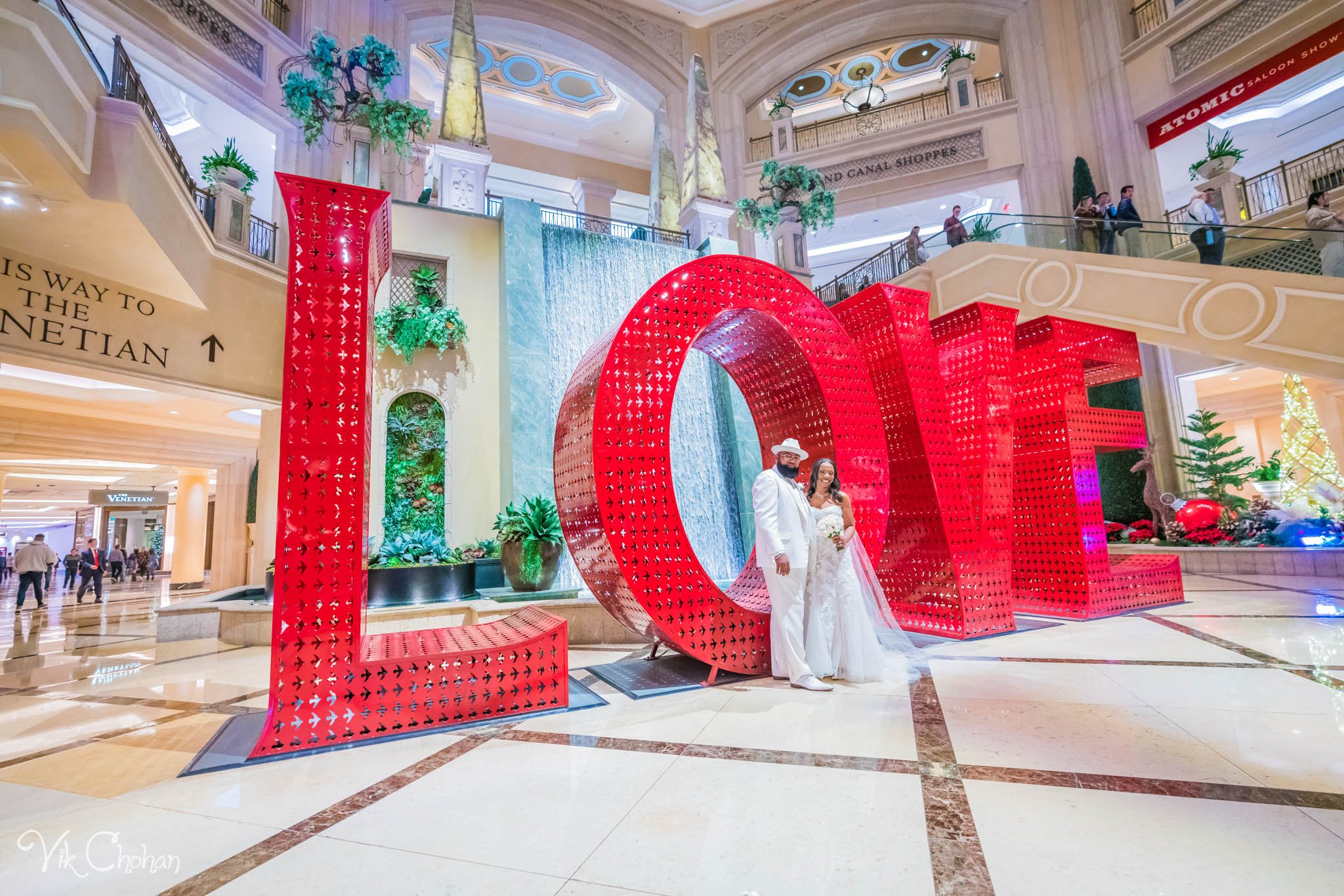 2022-12-10-Berkley-and-Jaun-Las-Vegas-Wedding-Reception-at-Cannaletto-Venetian-Hotel-Vik-Chohan-Photography-Photo-Booth-Social-Media-VCP-014.jpg