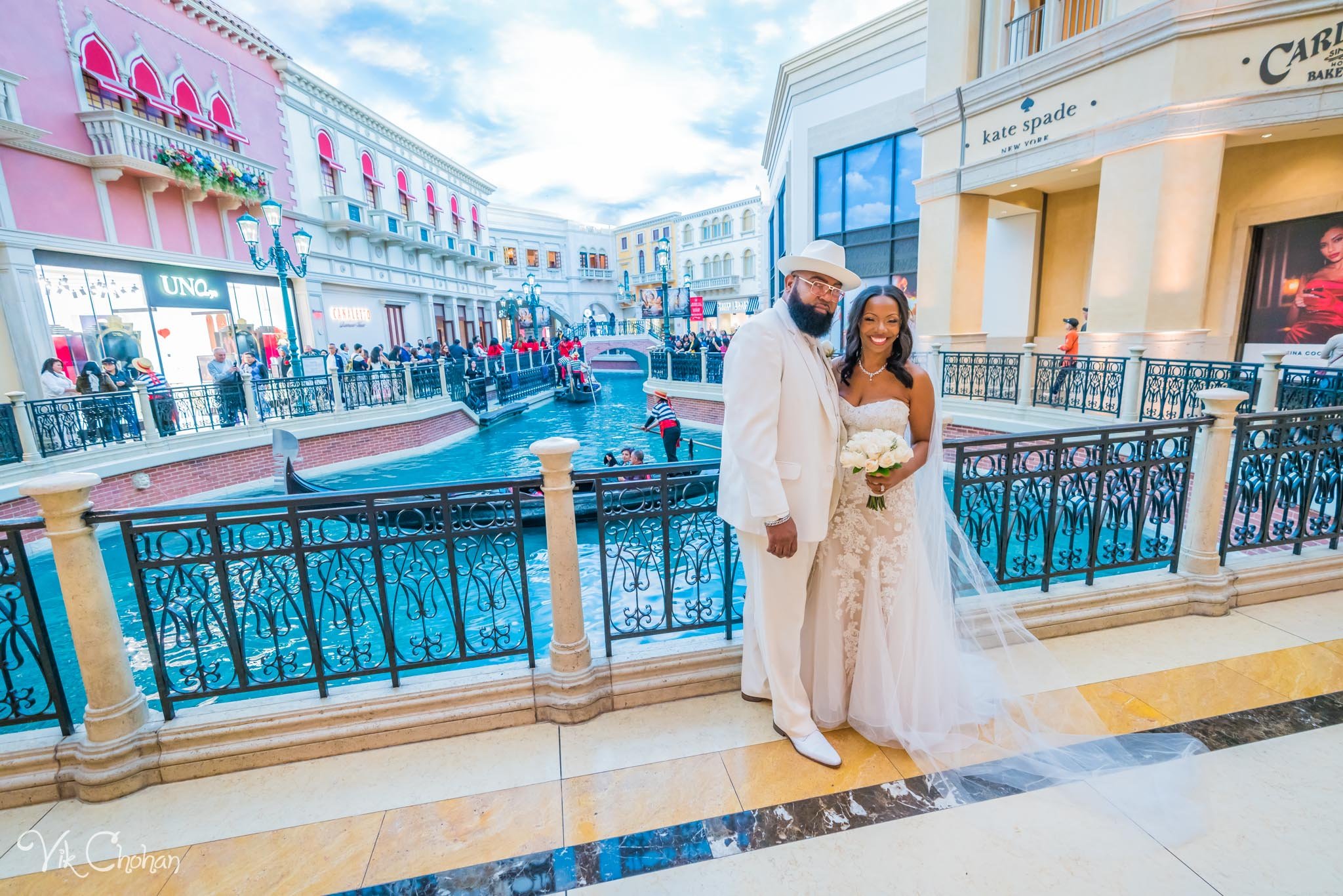 2022-12-10-Berkley-and-Jaun-Las-Vegas-Wedding-Reception-at-Cannaletto-Venetian-Hotel-Vik-Chohan-Photography-Photo-Booth-Social-Media-VCP-027.jpg