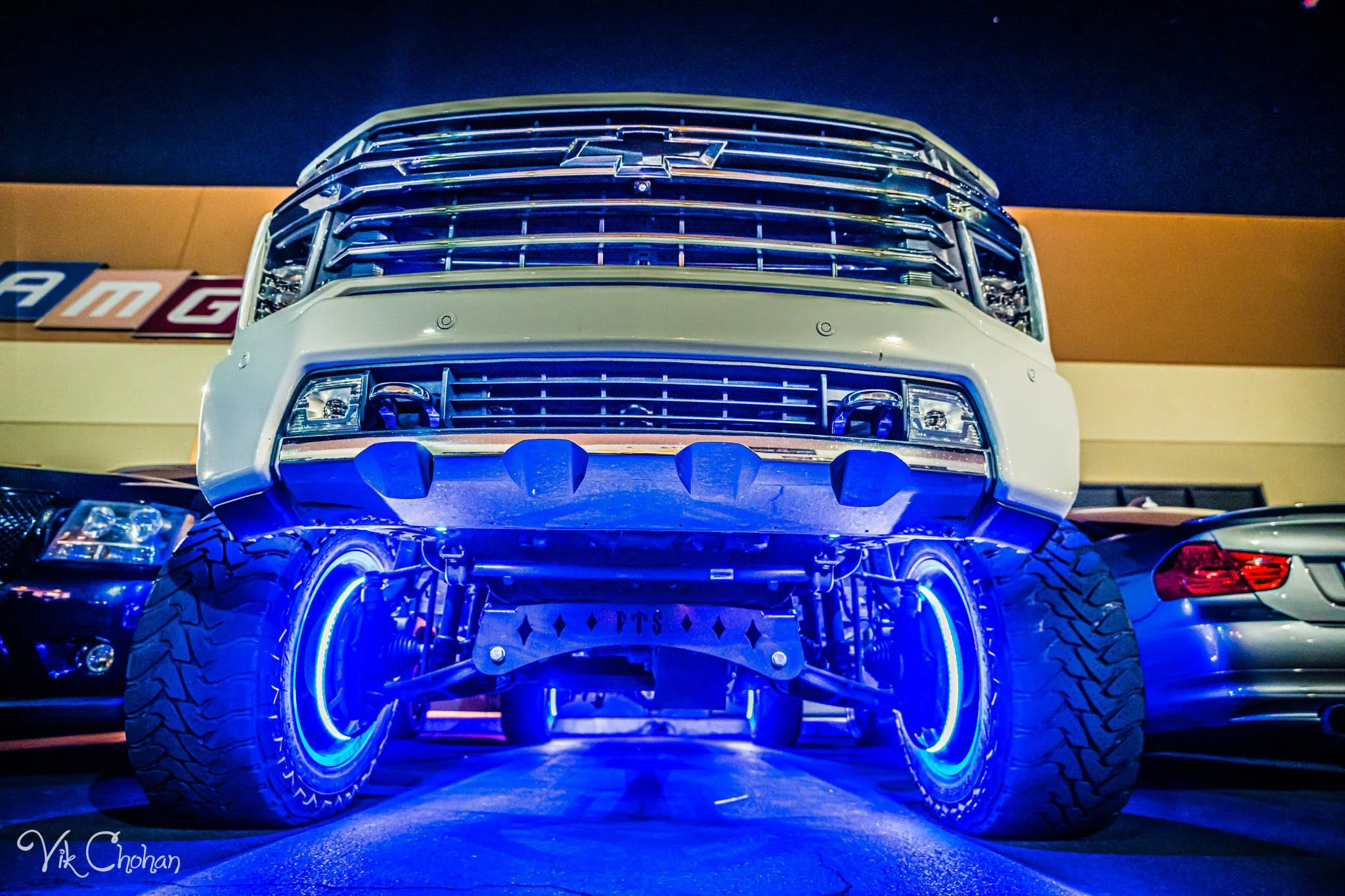 2022-12-23-Low-and-Lifted-Society-LV-After-Market-Guru-Christmas-Gathering-Car-Show-Photography-Vik-Chohan-Photography-Photo-Booth-Social-Media-VCP-172.jpg