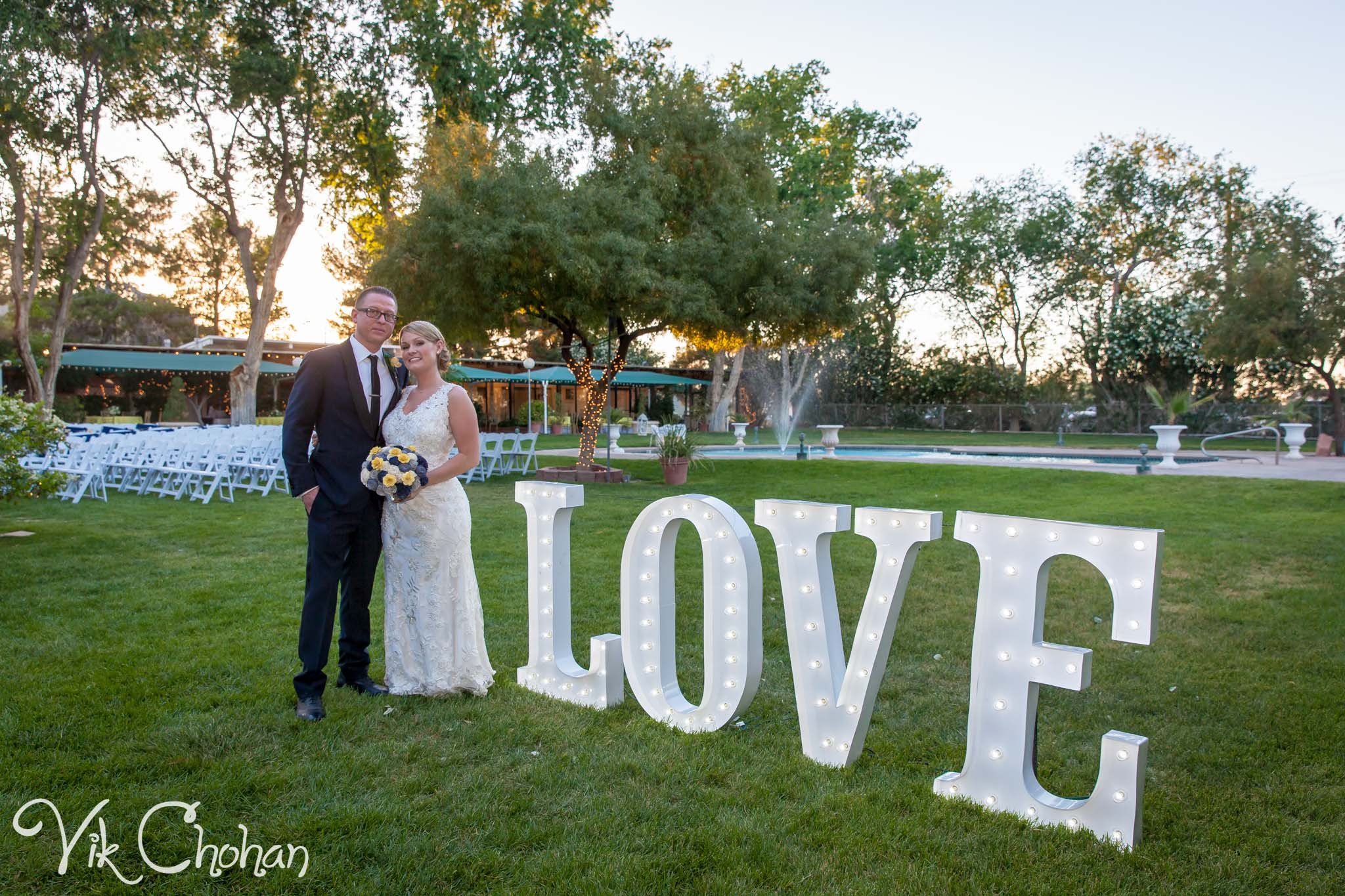 Ana-and-Jose-Las-Vegas-Wedding-at-The-Secret-Garden-Vik-Chohan-Photography-and-Photobooth208.jpg