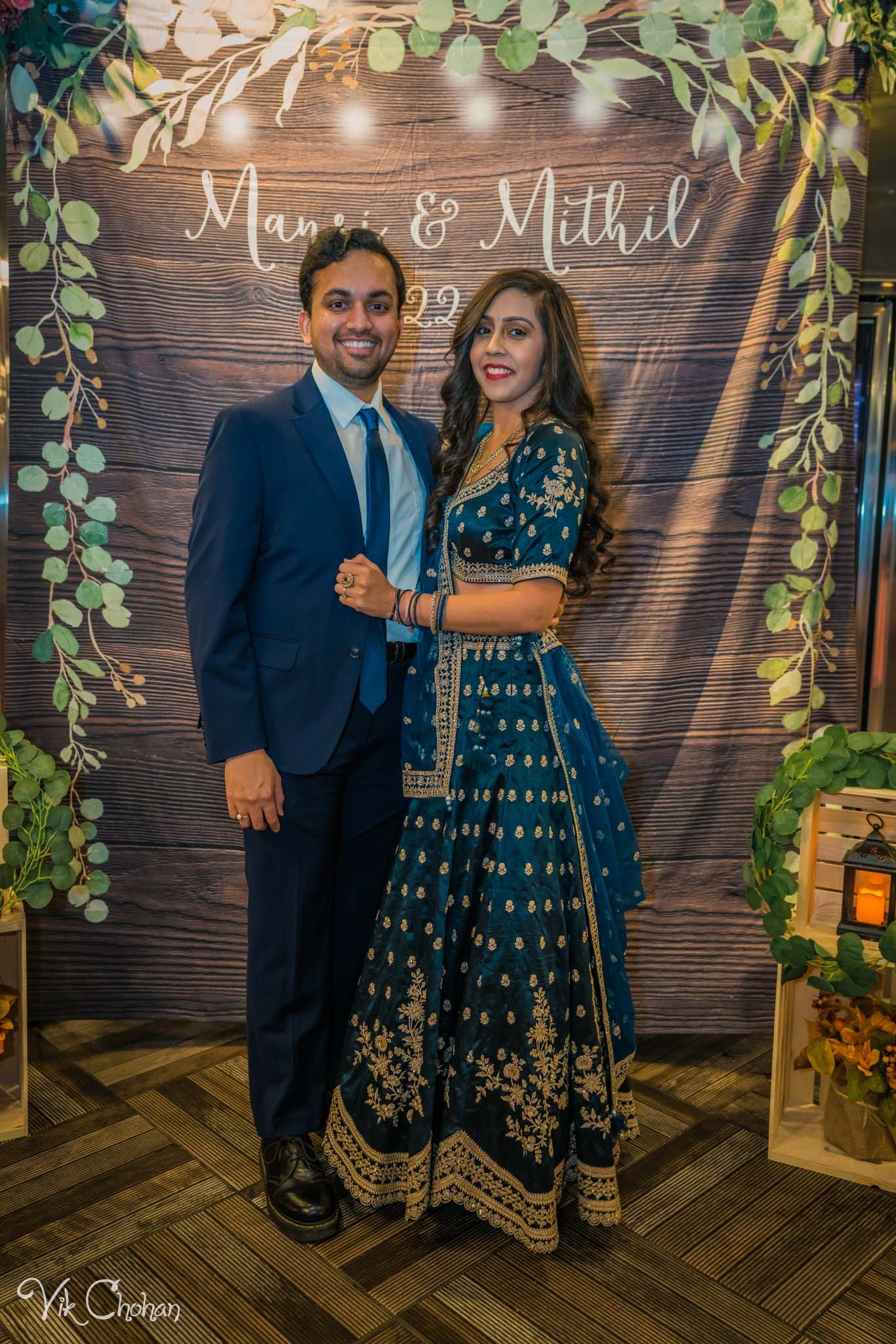 2022-10-22-Mansi-and-Mithil-Wedding-Reception-Dinner-Vik-Chohan-Photography-Photo-Booth-Social-Media-VCP-V2-004.jpg