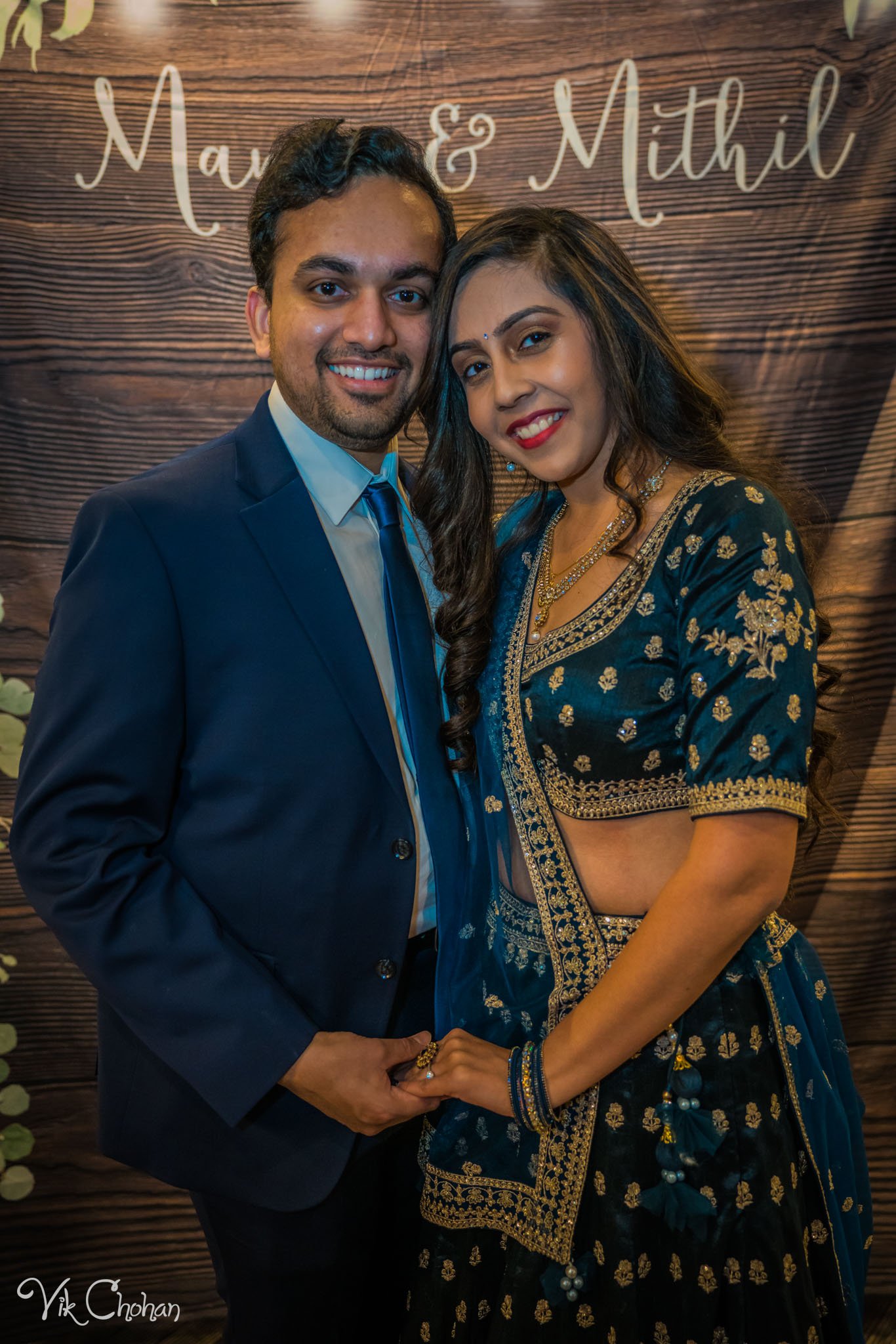 2022-10-22-Mansi-and-Mithil-Wedding-Reception-Dinner-Vik-Chohan-Photography-Photo-Booth-Social-Media-VCP-V2-006.jpg