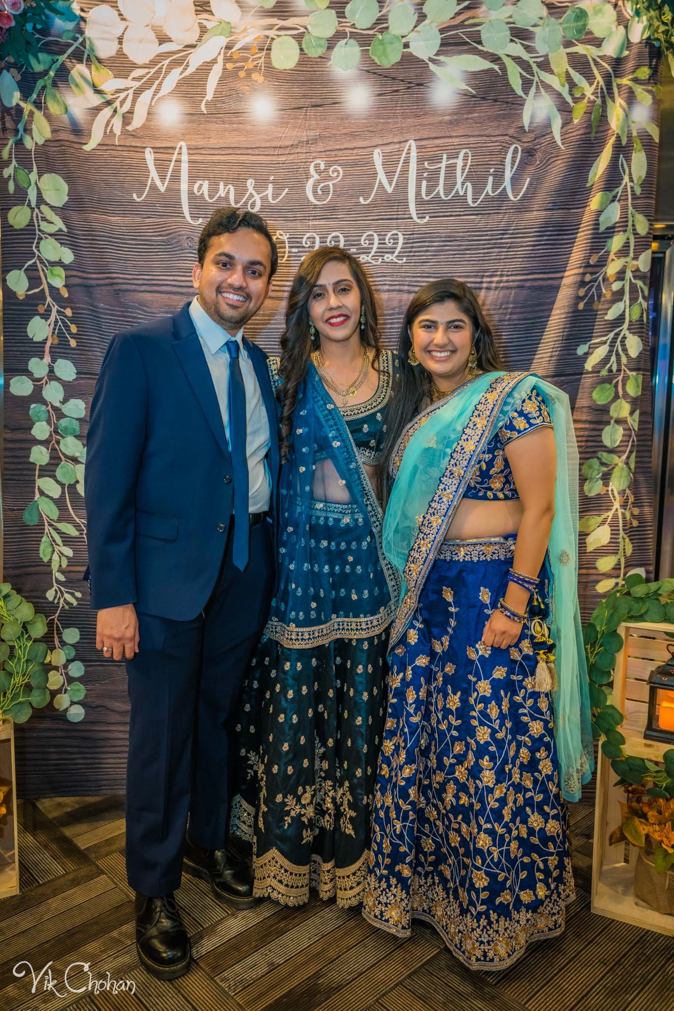 2022-10-22-Mansi-and-Mithil-Wedding-Reception-Dinner-Vik-Chohan-Photography-Photo-Booth-Social-Media-VCP-V2-018.jpg
