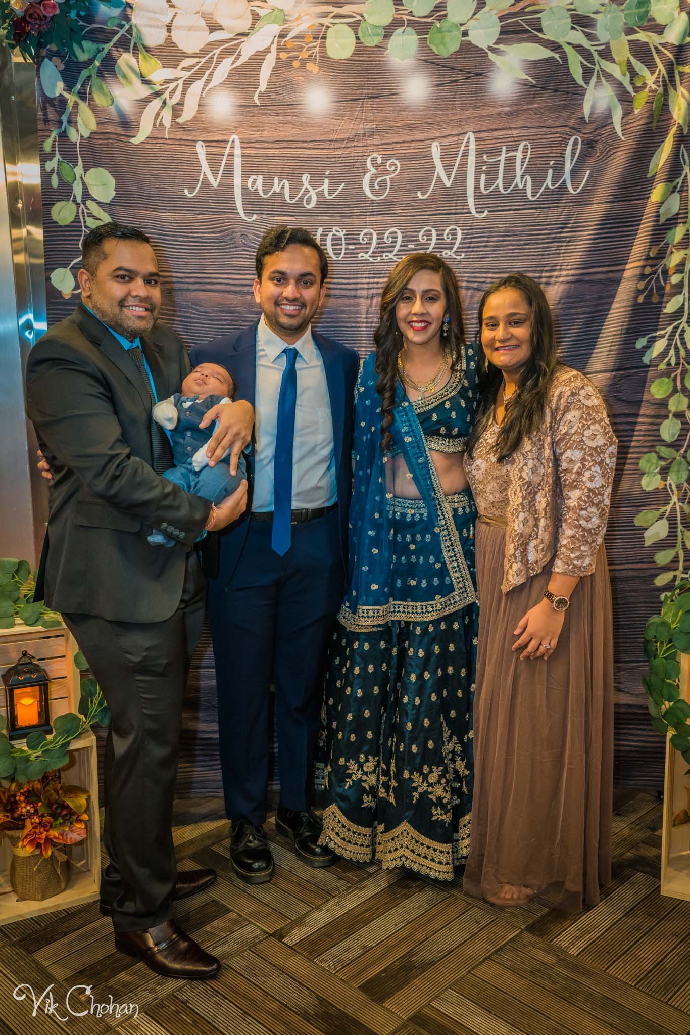 2022-10-22-Mansi-and-Mithil-Wedding-Reception-Dinner-Vik-Chohan-Photography-Photo-Booth-Social-Media-VCP-V2-021.jpg