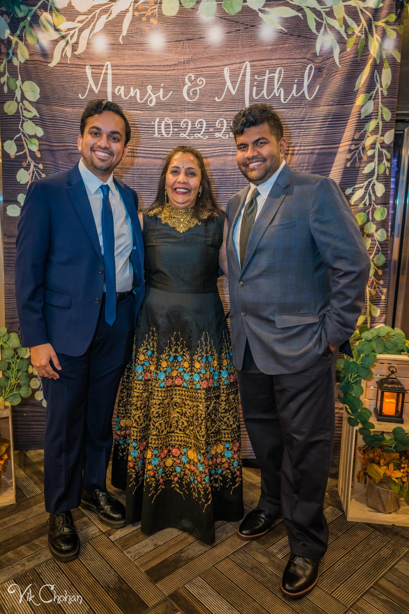 2022-10-22-Mansi-and-Mithil-Wedding-Reception-Dinner-Vik-Chohan-Photography-Photo-Booth-Social-Media-VCP-V2-056.jpg