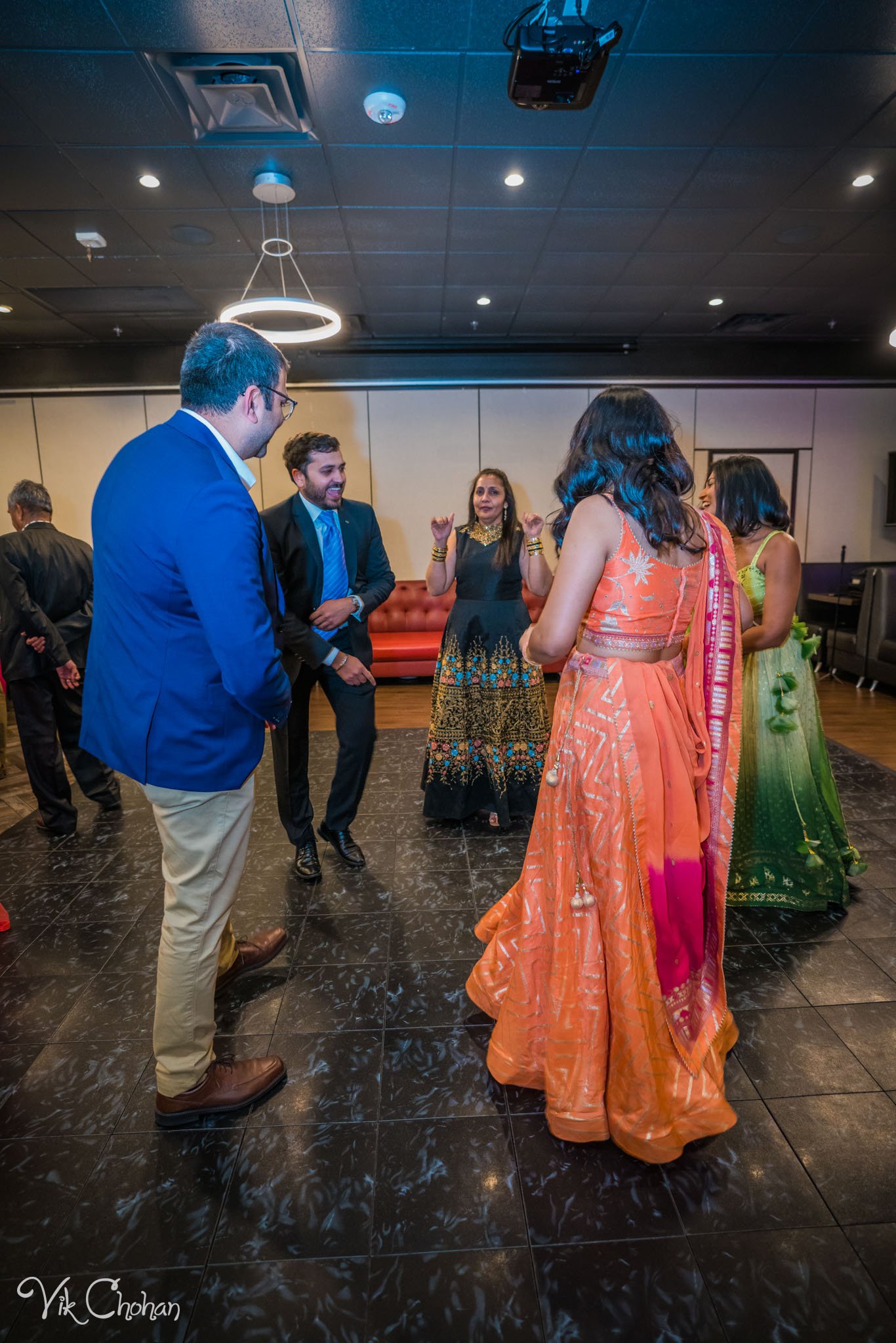 2022-10-22-Mansi-and-Mithil-Wedding-Reception-Dinner-Vik-Chohan-Photography-Photo-Booth-Social-Media-VCP-V2-176.jpg