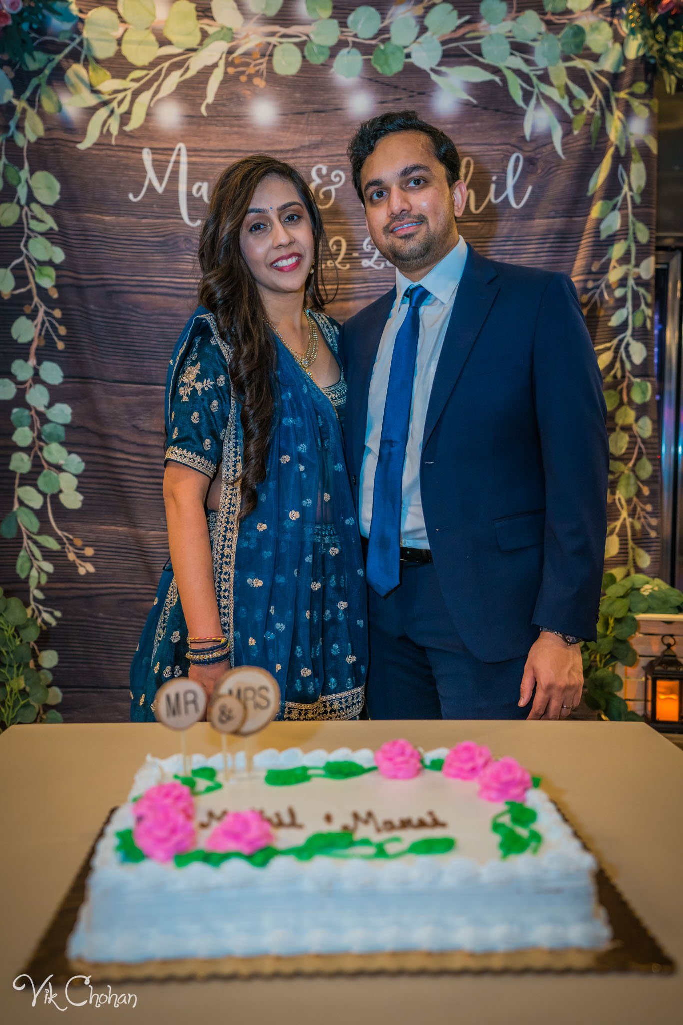 2022-10-22-Mansi-and-Mithil-Wedding-Reception-Dinner-Vik-Chohan-Photography-Photo-Booth-Social-Media-VCP-V2-247.jpg