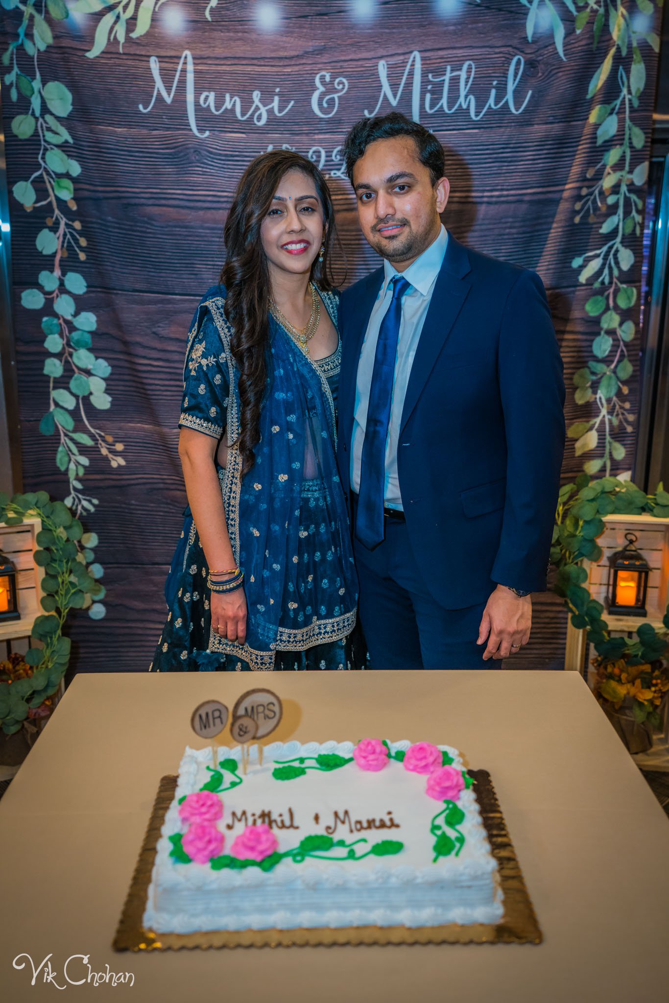 2022-10-22-Mansi-and-Mithil-Wedding-Reception-Dinner-Vik-Chohan-Photography-Photo-Booth-Social-Media-VCP-V2-248.jpg