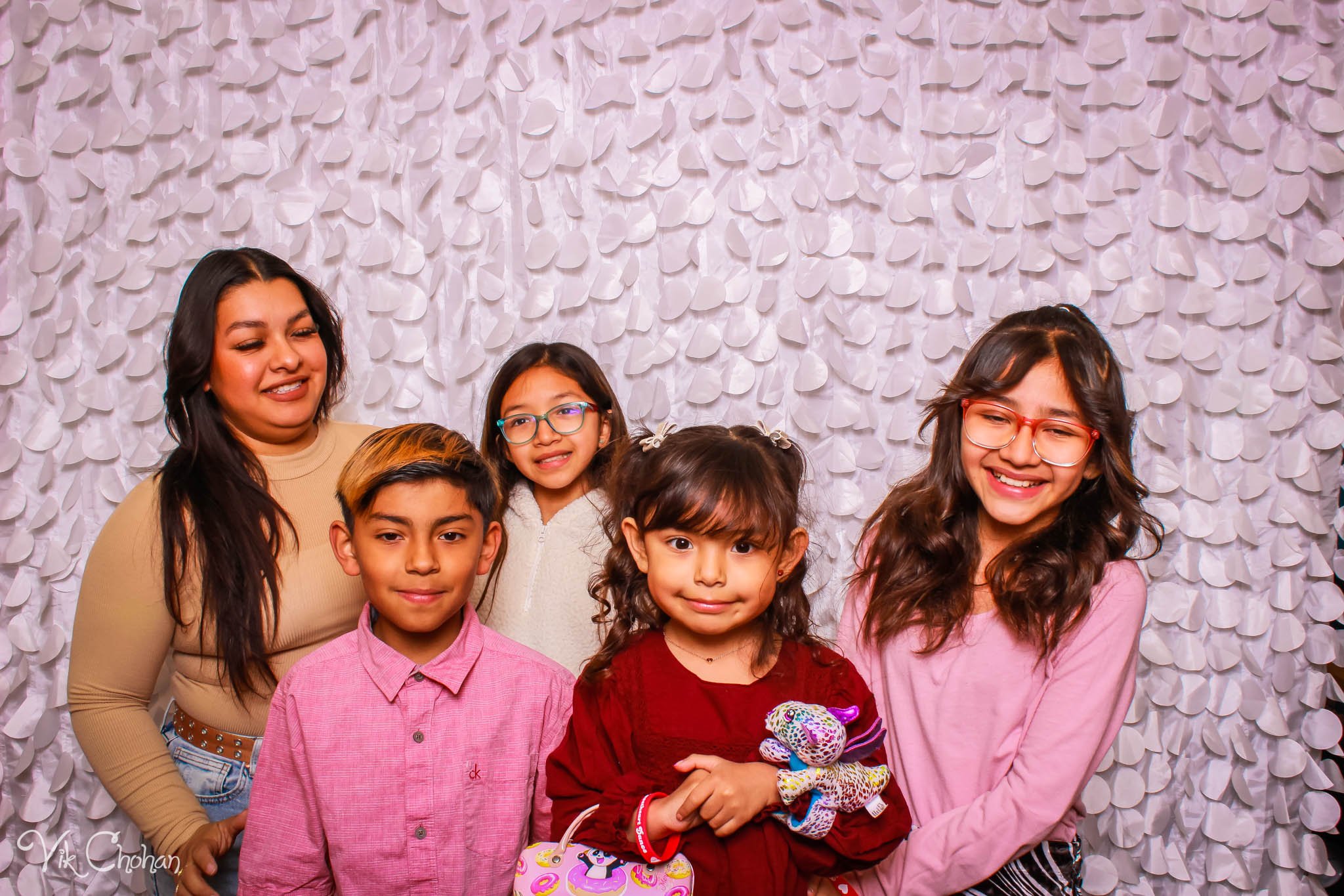 2023-02-10-Dondero-2023-Sweetheart-Dance-Vik-Chohan-Photography-Photo-Booth-Social-Media-VCP-021.jpg