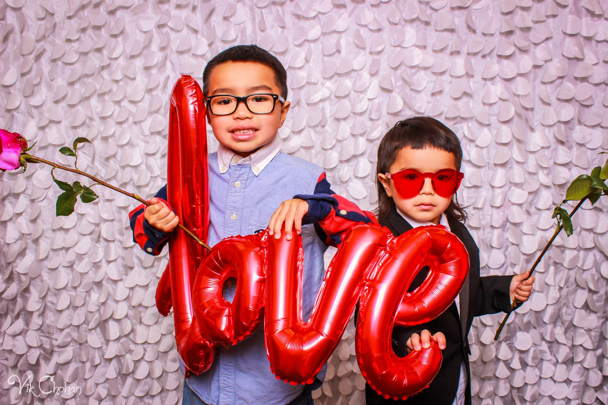 2023-02-10-Dondero-2023-Sweetheart-Dance-Vik-Chohan-Photography-Photo-Booth-Social-Media-VCP-025.jpg