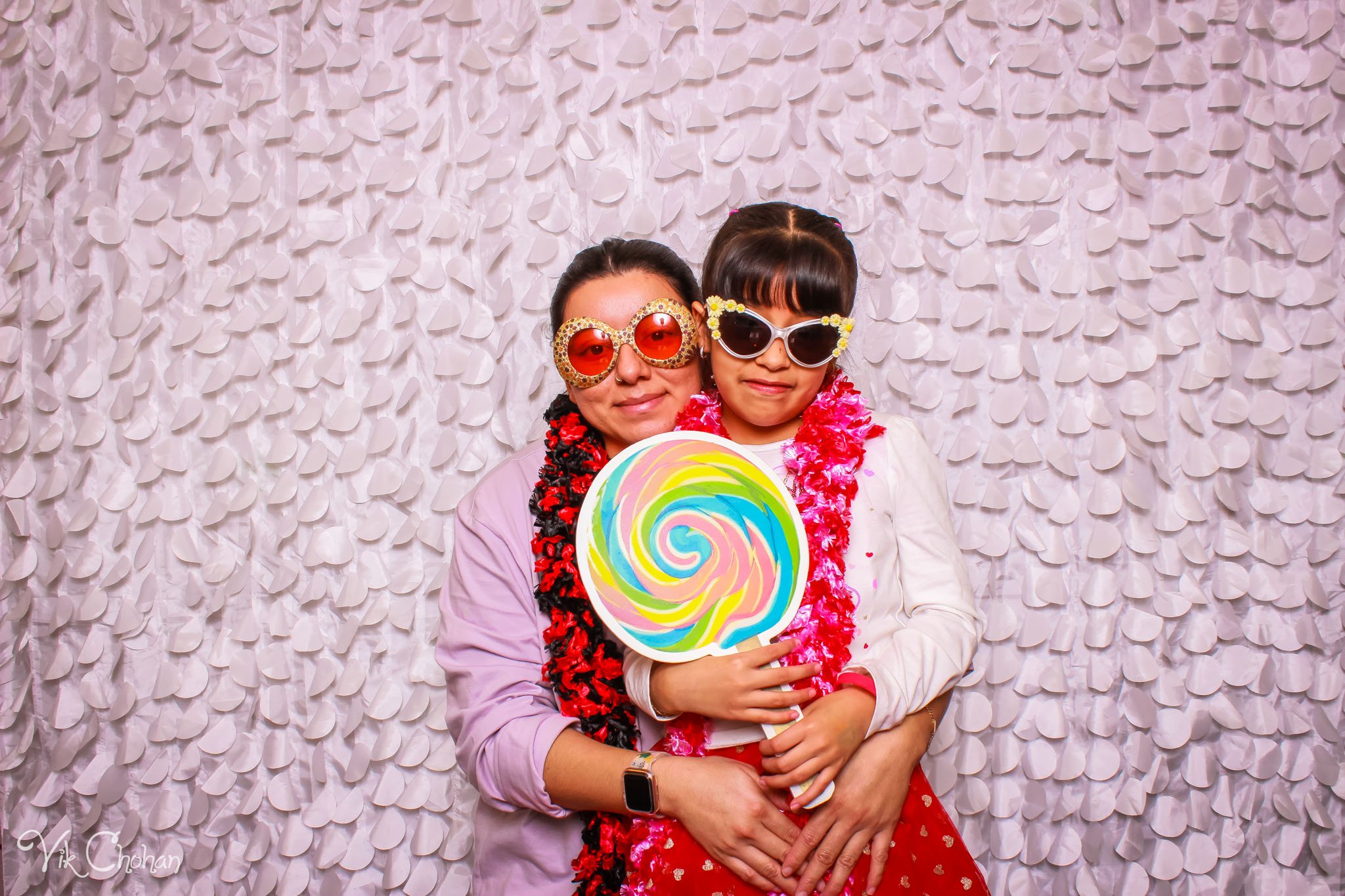 2023-02-10-Dondero-2023-Sweetheart-Dance-Vik-Chohan-Photography-Photo-Booth-Social-Media-VCP-046.jpg