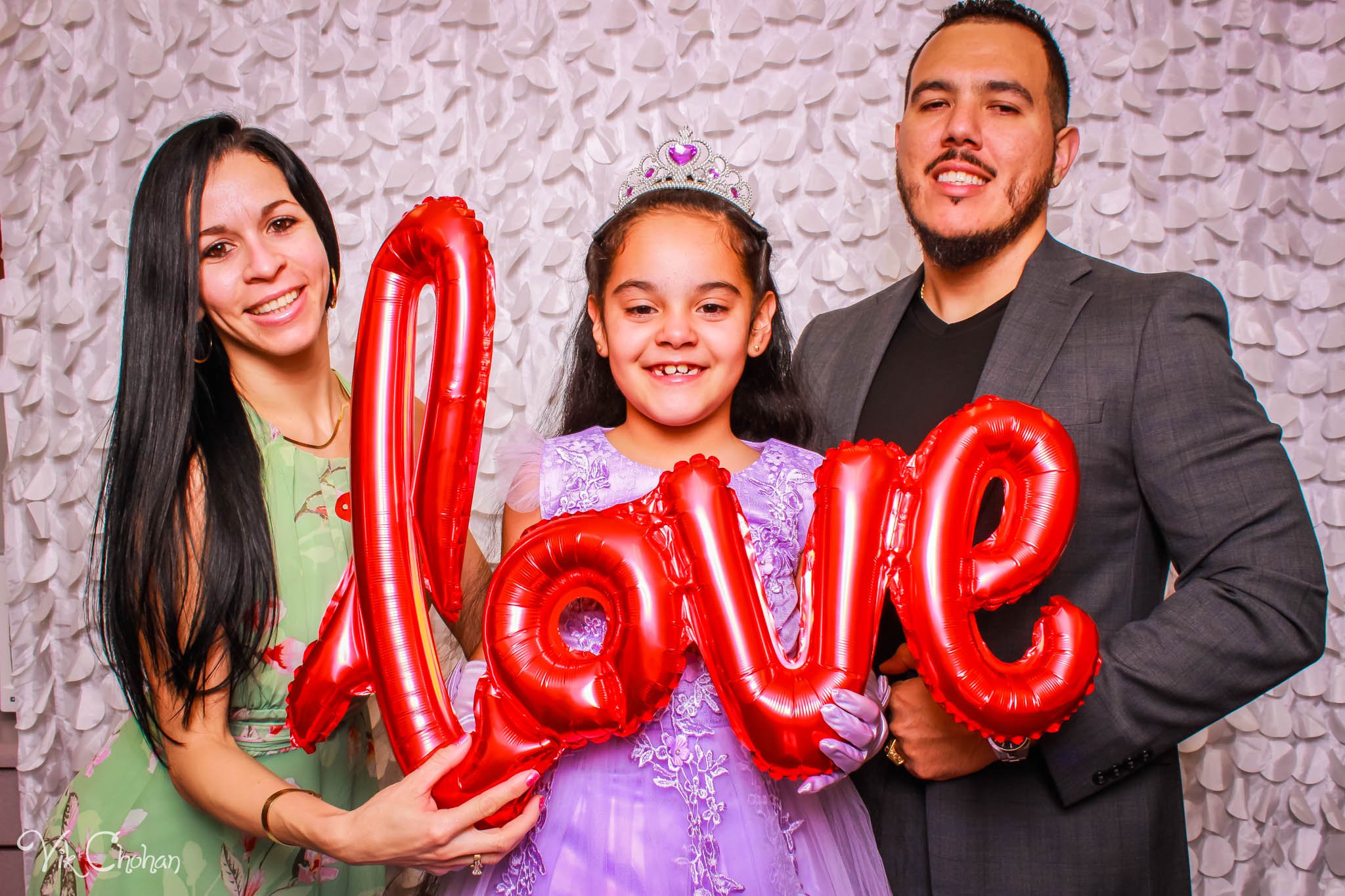 2023-02-10-Dondero-2023-Sweetheart-Dance-Vik-Chohan-Photography-Photo-Booth-Social-Media-VCP-074.jpg