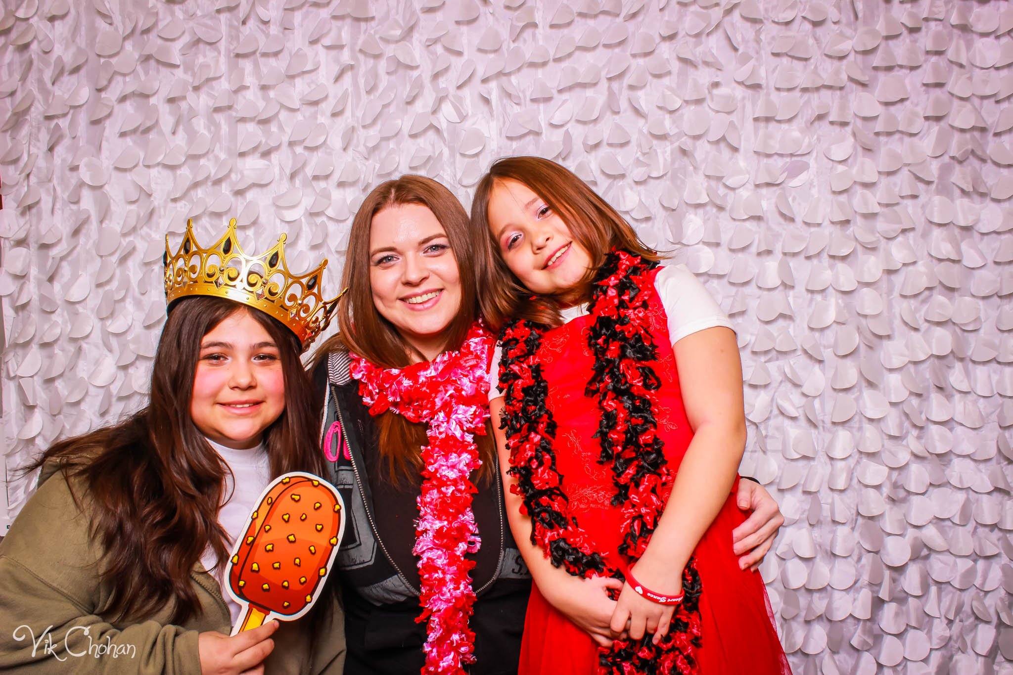 2023-02-10-Dondero-2023-Sweetheart-Dance-Vik-Chohan-Photography-Photo-Booth-Social-Media-VCP-077.jpg