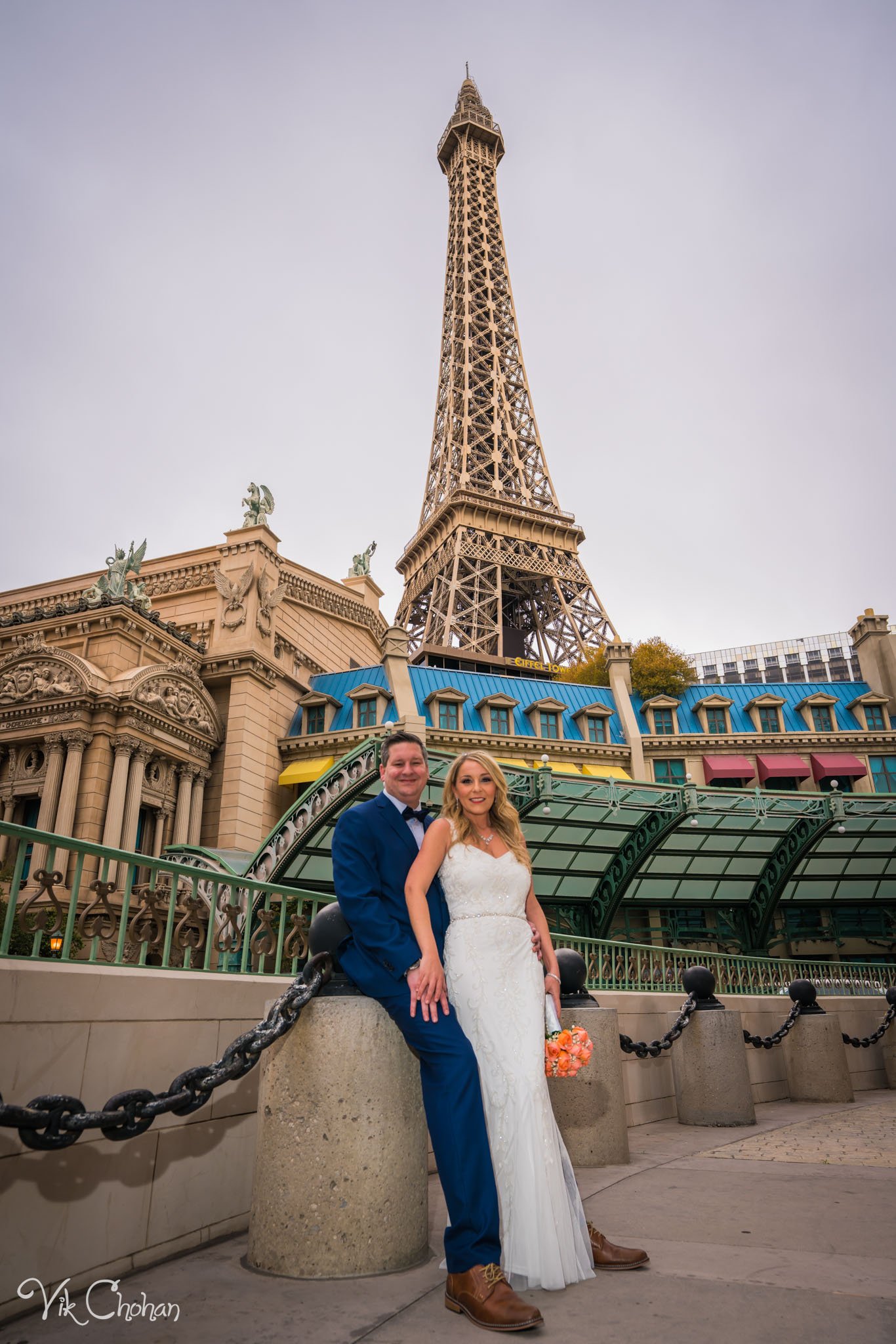 2023-03-30-Megan-and-Steven-Las-Vegas-Wedding-Strip-Tour-Vik-Chohan-Photography-Photo-Booth-Social-Media-VCP-021.jpg