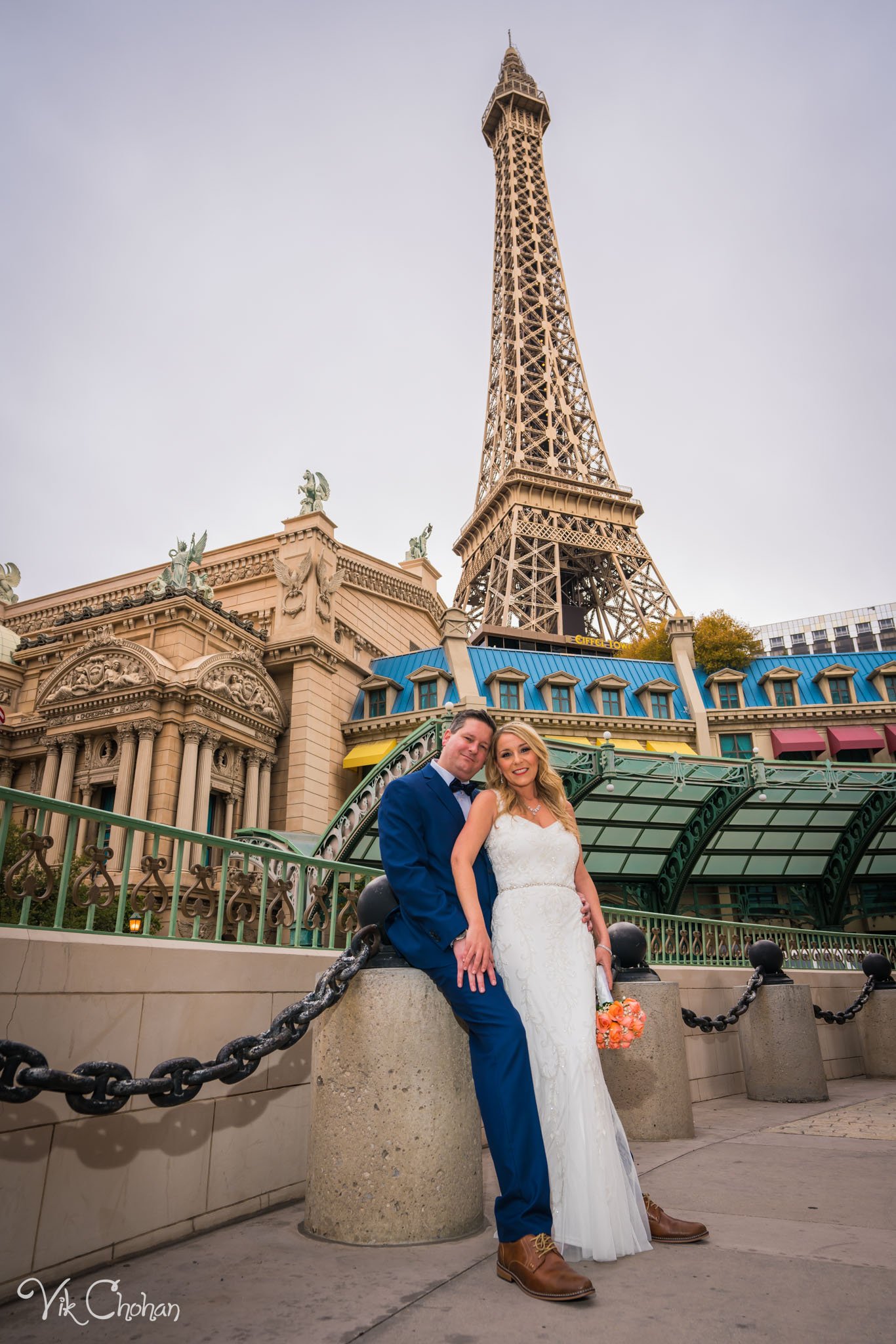 2023-03-30-Megan-and-Steven-Las-Vegas-Wedding-Strip-Tour-Vik-Chohan-Photography-Photo-Booth-Social-Media-VCP-022.jpg