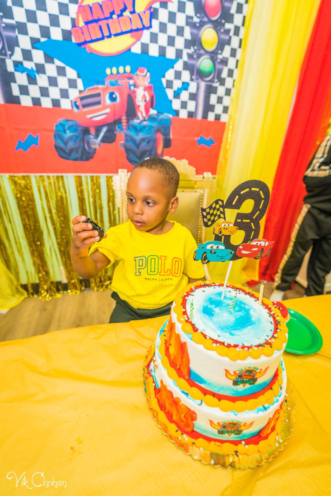 2023-04-23-Dubems-3rd-Birthday-Celebration-at-Wally-Wombats-Vik-Chohan-Photography-Photo-Booth-Social-Media-VCP-225.jpg