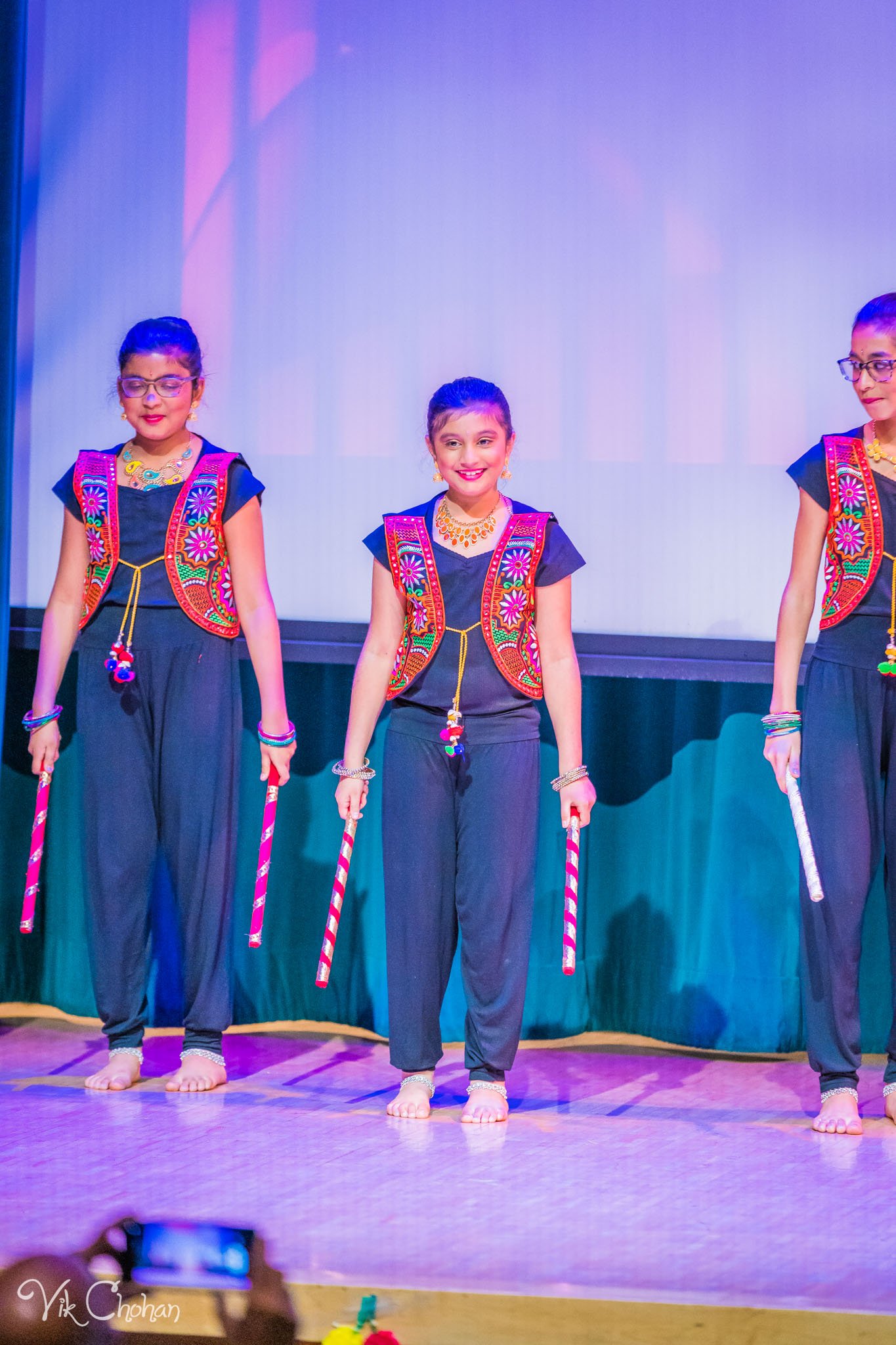 2023-04-16-Vasant-Utsav-Presented-by-Nritya-Academy-Of-Indian-Dances-Vik-Chohan-Photography-Photo-Booth-Social-Media-VCP-145.jpg