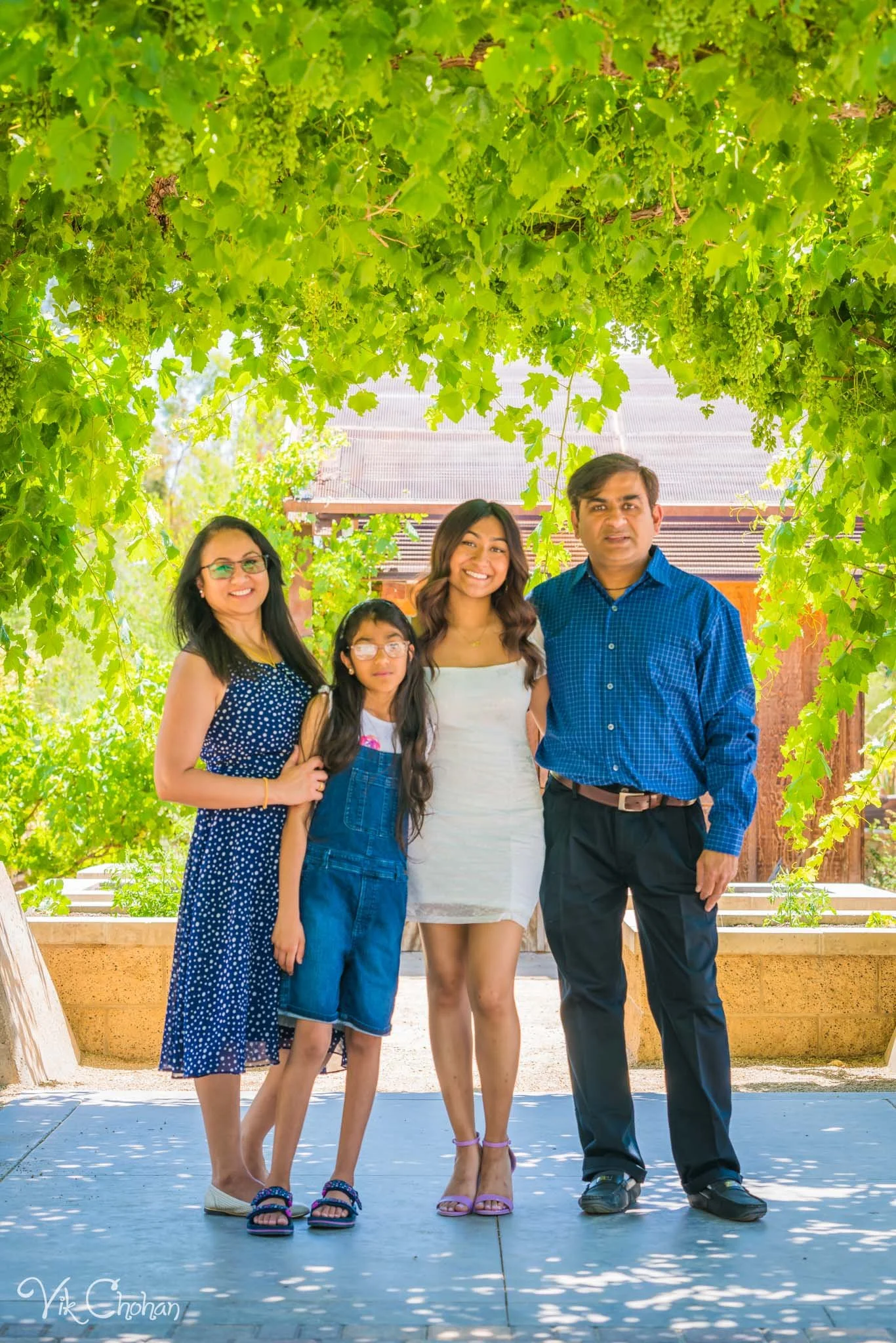 2023-05-28-Prachi-Senior-Photography-at-Springs-Preserve-Vik-Chohan-Photography-Photo-Booth-Social-Media-VCP-060.jpg