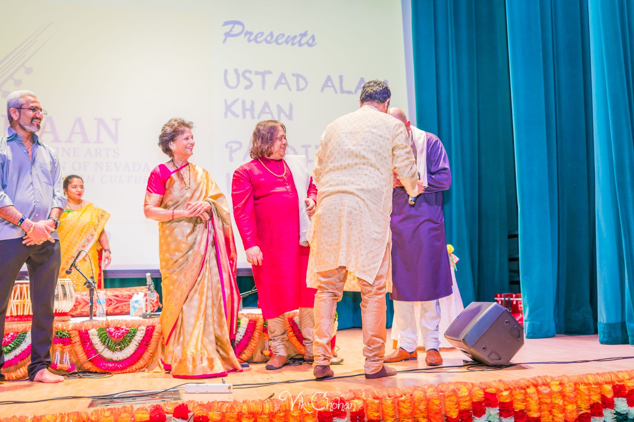 2023-08-06-IFAAN-Ustad-Alam-Khan-and-Pandit-Hindole-Majmudar-Concert-Vik-Chohan-Photography-Photo-Booth-Social-Media-VCP-121.jpg