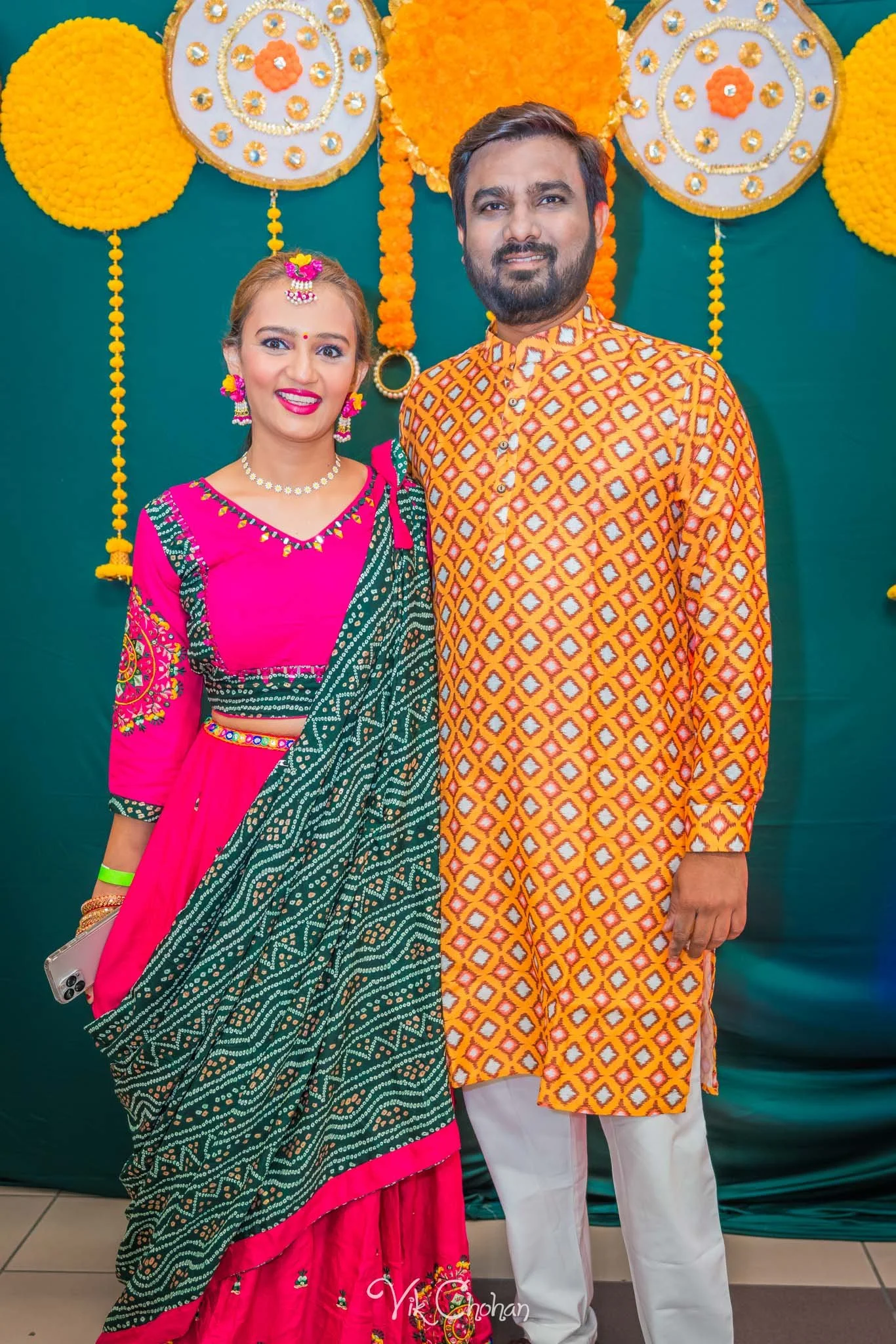 2023-10-20-LVGS-Navratri-Garba-Day-3-Vik-Chohan-Photography-Photo-Booth-Social-Media-VCP-160.jpg